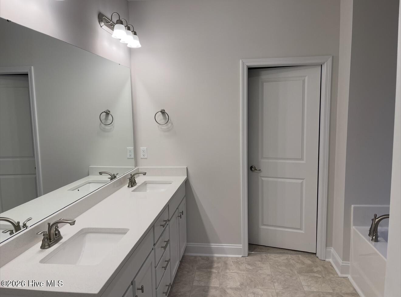 103 Seashore Street Property Photo 10