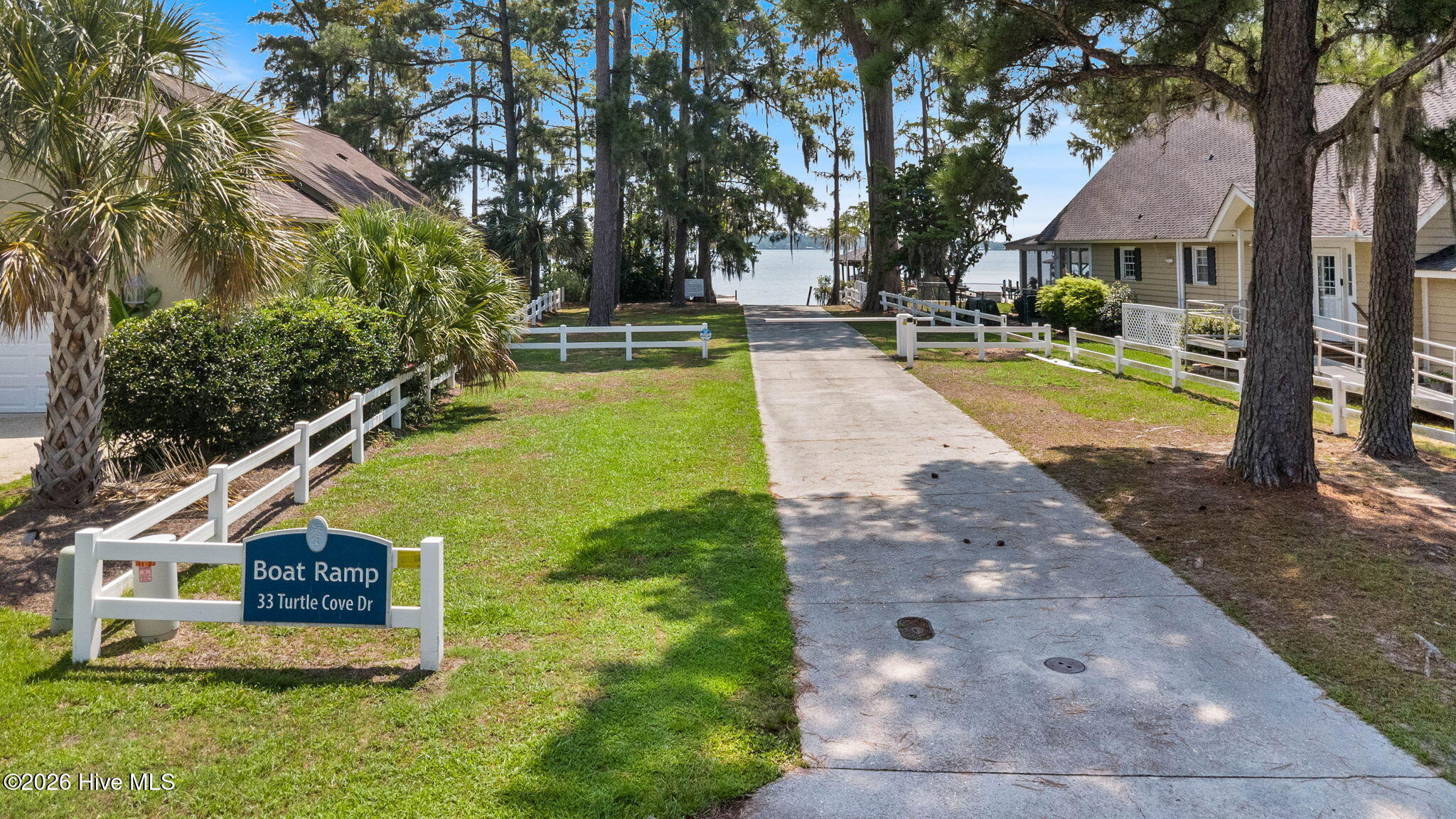 202 Grays Lane Property Photo 8