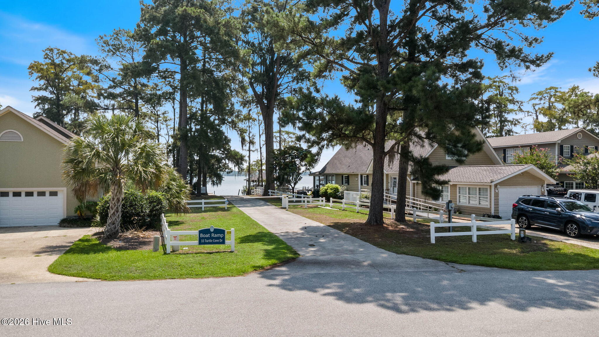 202 Grays Lane Property Photo 9