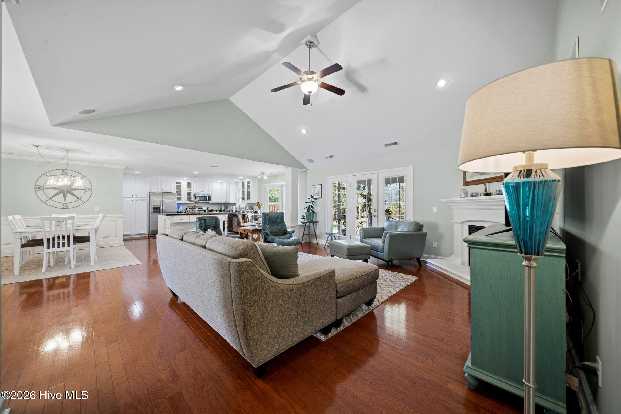 8536 Old Forest Drive Ne Property Photo 11
