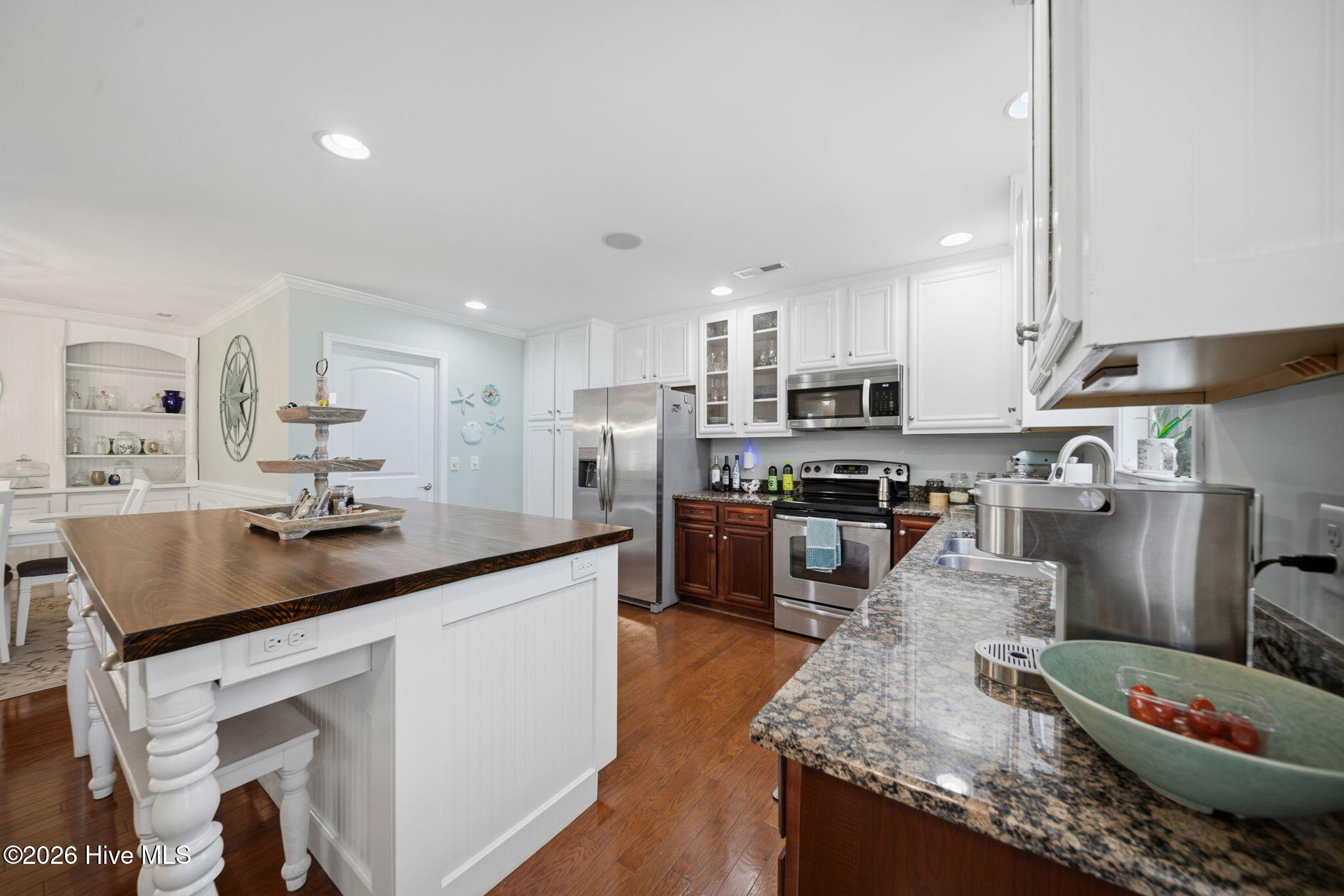 8536 Old Forest Drive Ne Property Photo 20