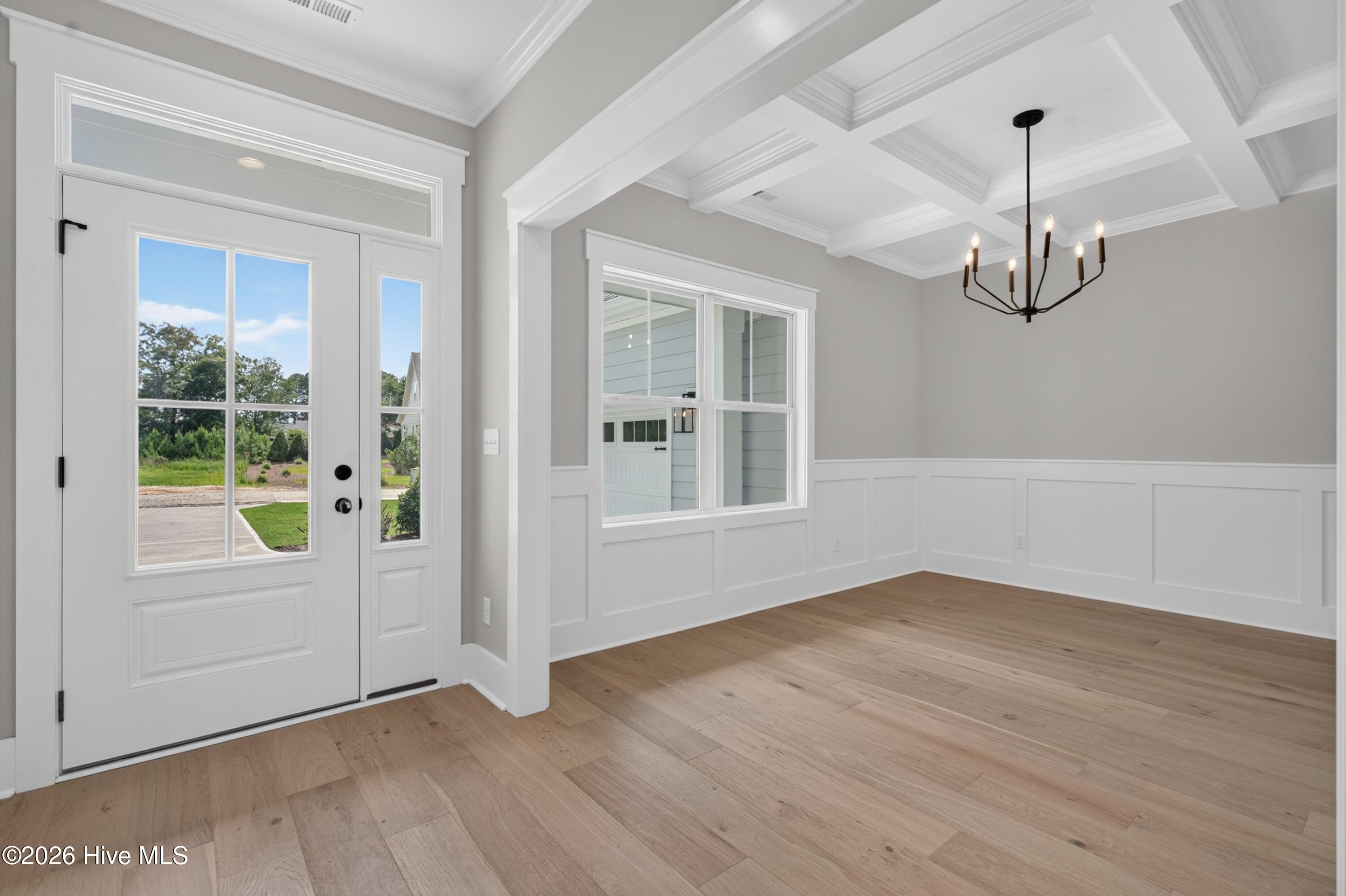 323 Grayhawk Circle Property Photo 2