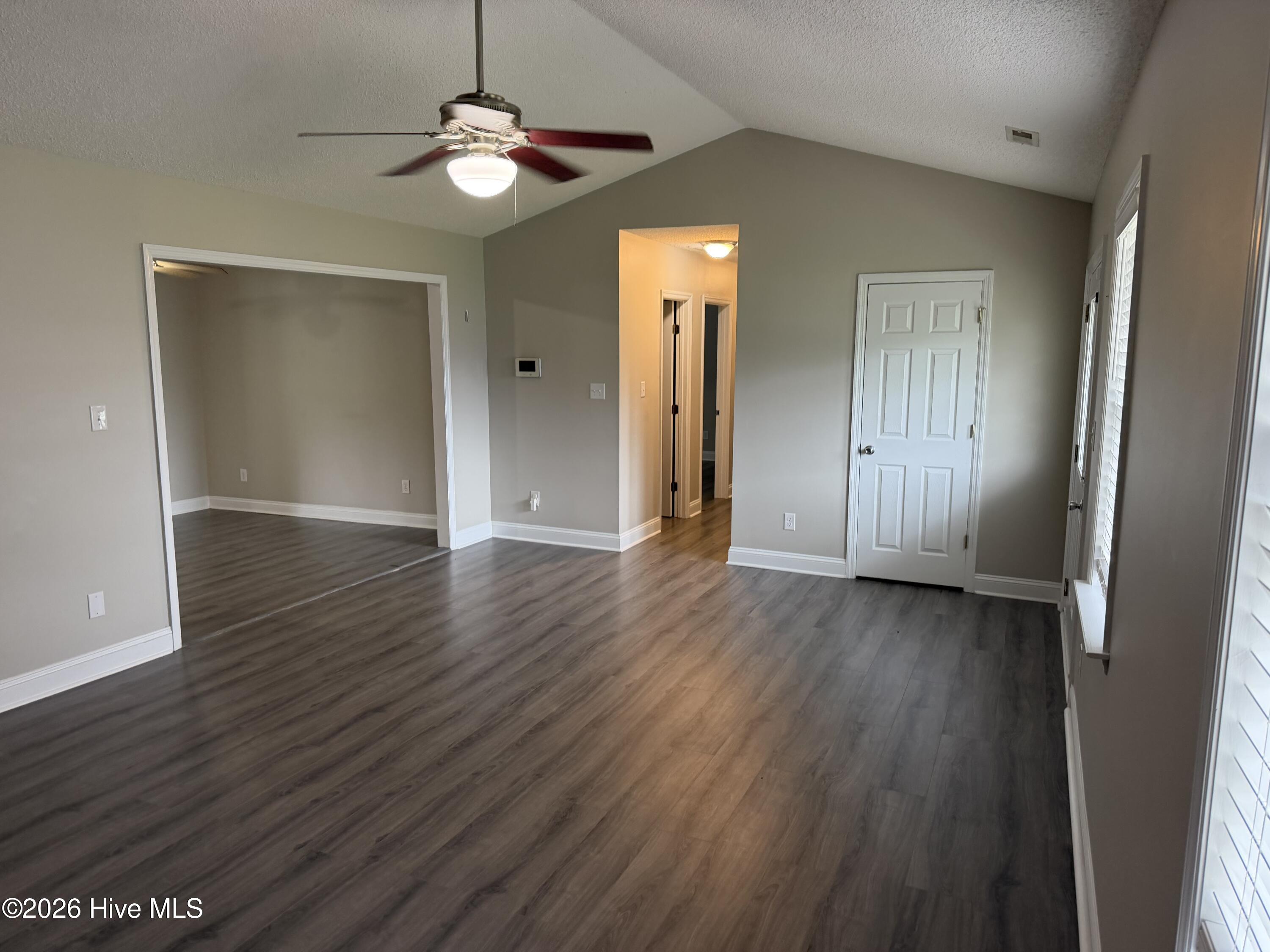 136 Annie Road Property Photo 6