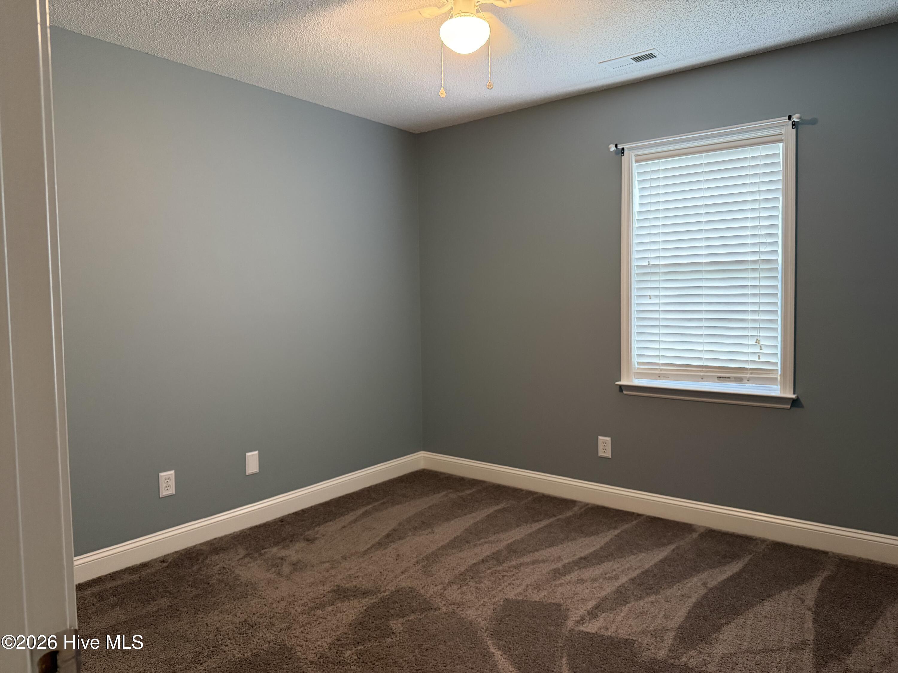 136 Annie Road Property Photo 14