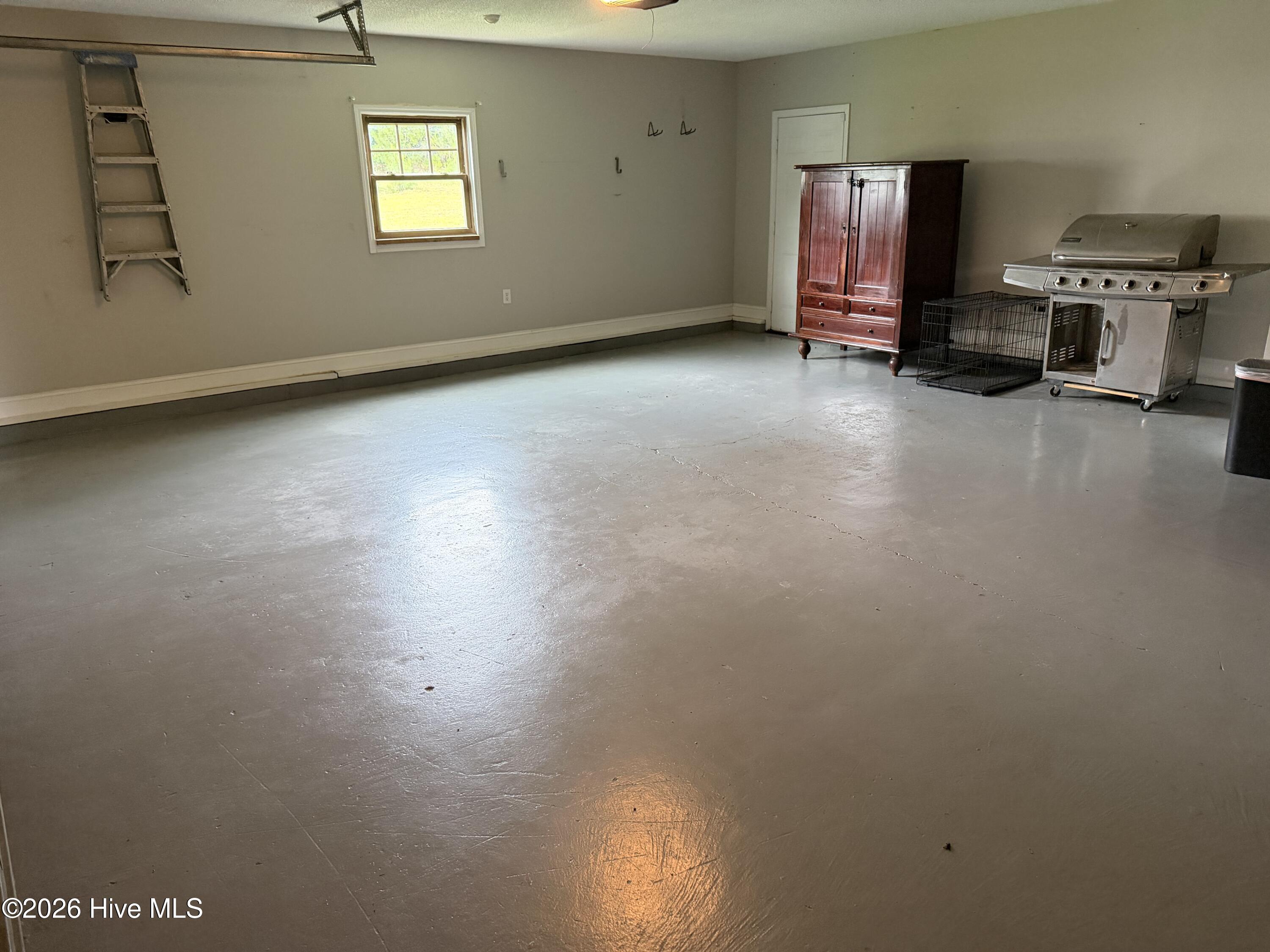 136 Annie Road Property Photo 17