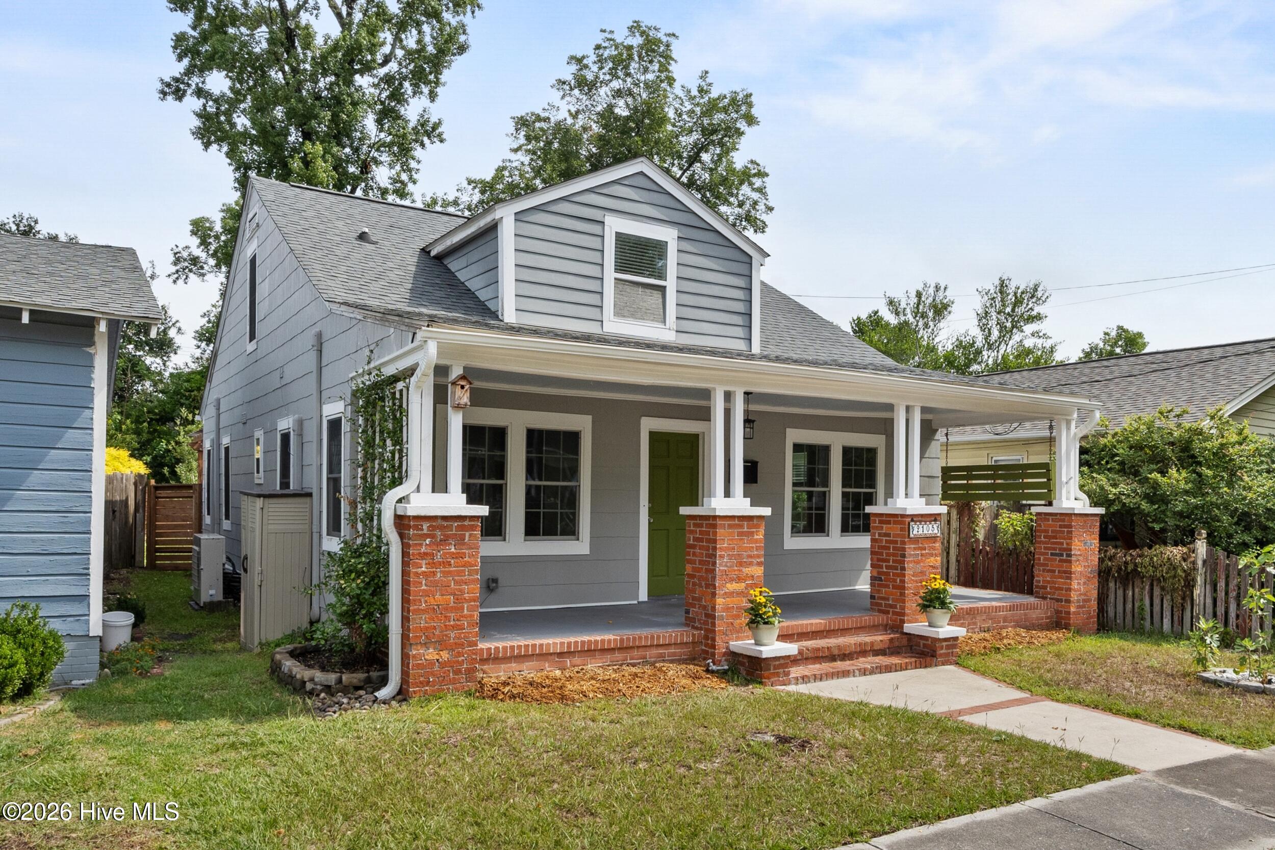 2105 Barnett Avenue Property Photo 3