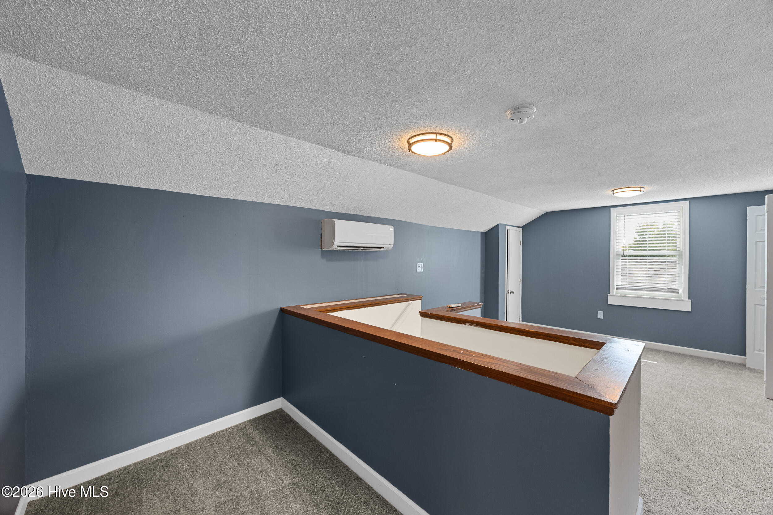 2105 Barnett Avenue Property Photo 38