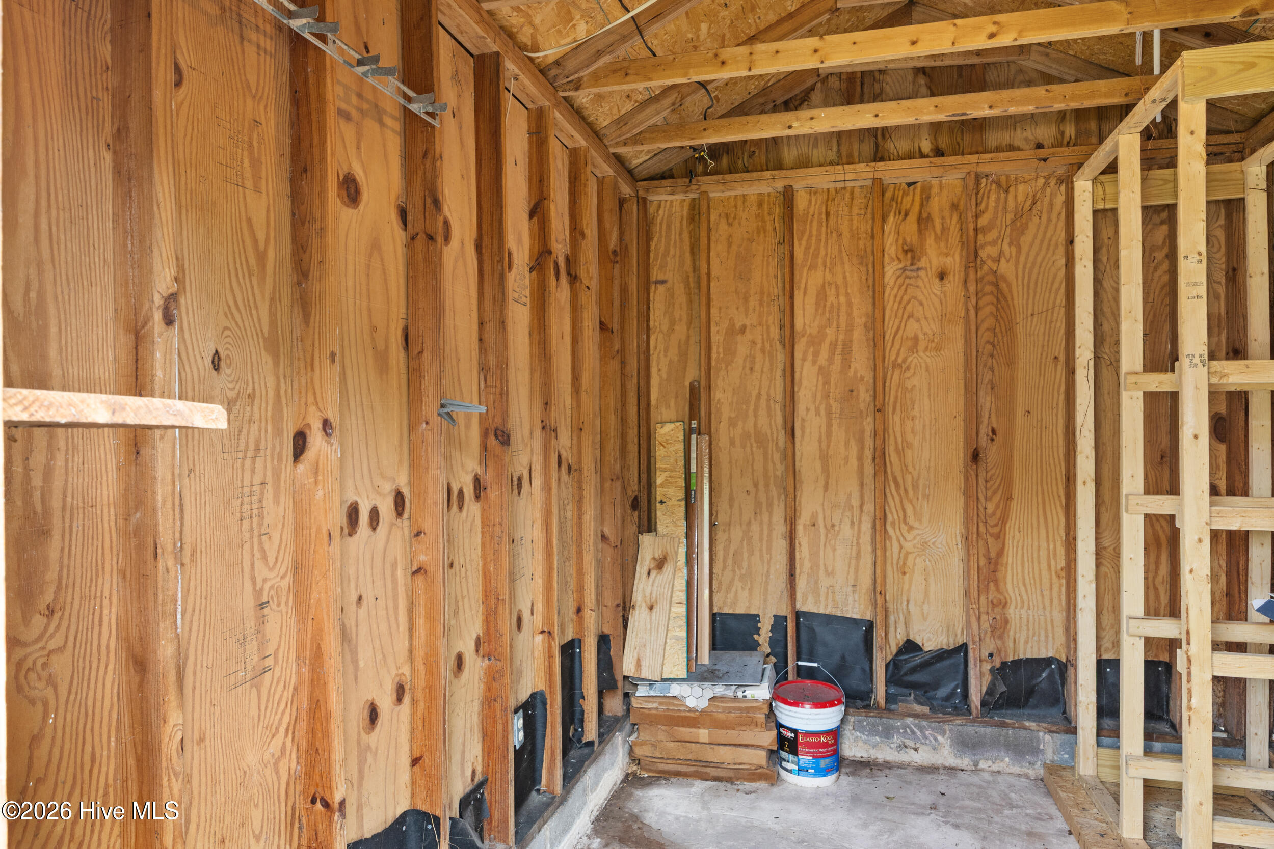 2105 Barnett Avenue Property Photo 47