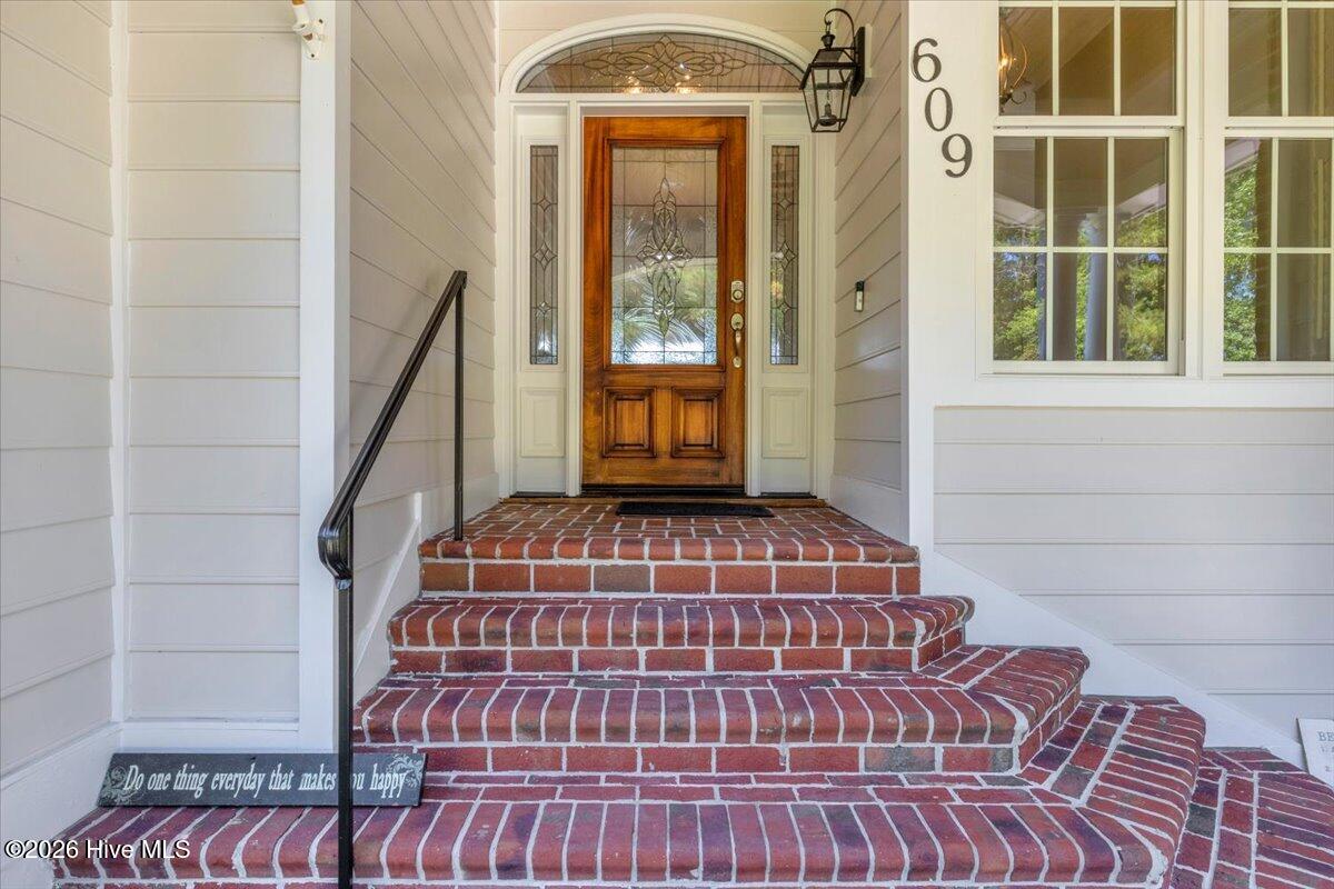 609 Sawgrass Road Property Photo 8