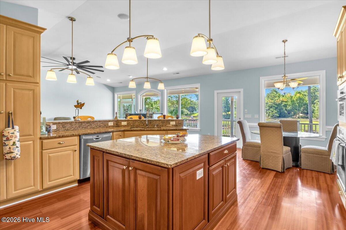 609 Sawgrass Road Property Photo 16