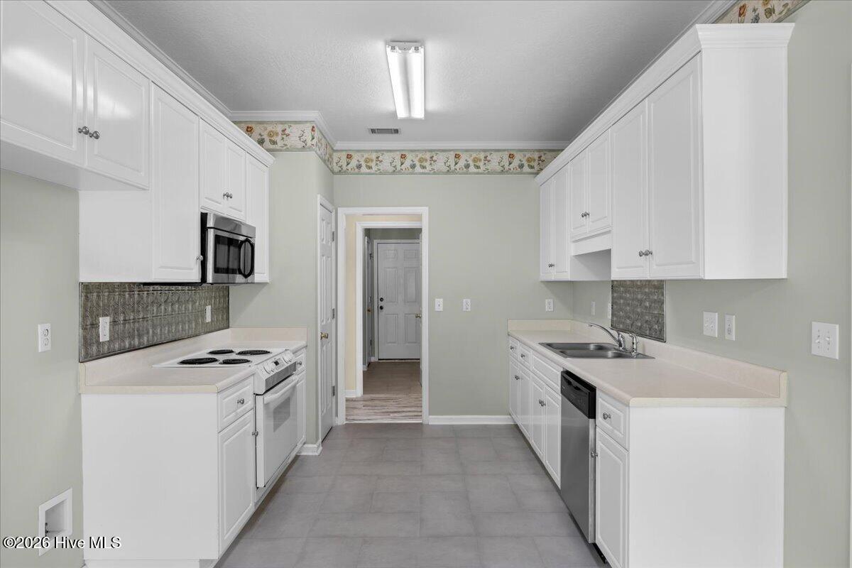 113 Stave Court Property Photo 4