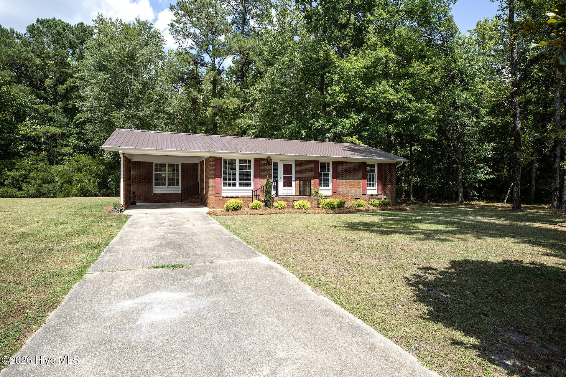 182 Crabapple Lane Property Photo 2
