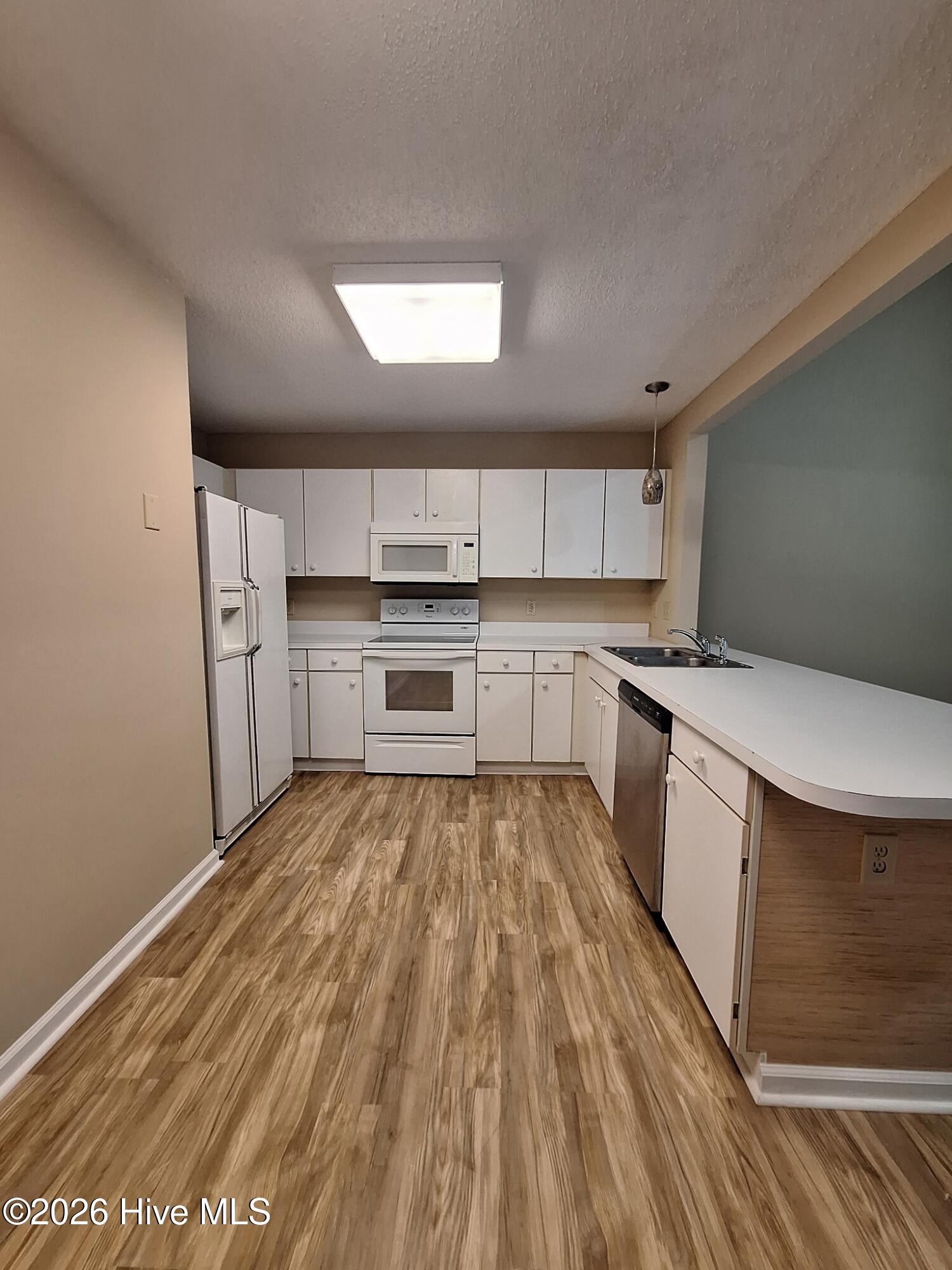 3445 Westgate Drive Property Photo 6