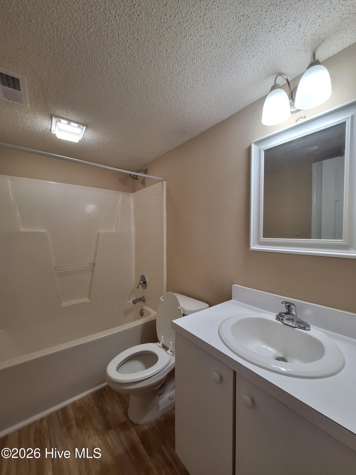 3445 Westgate Drive Property Photo 8