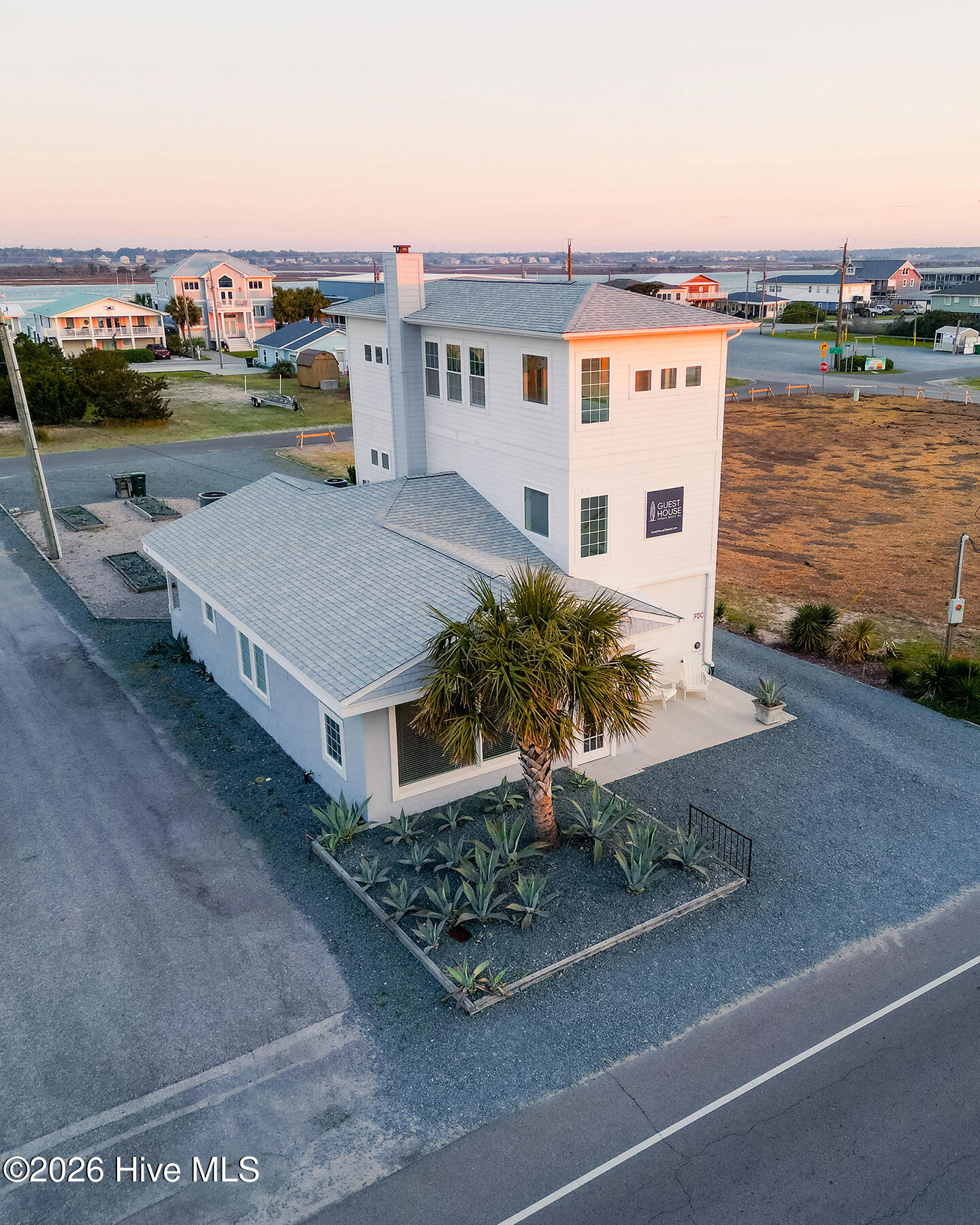 808 S Anderson Boulevard Property Photo 1