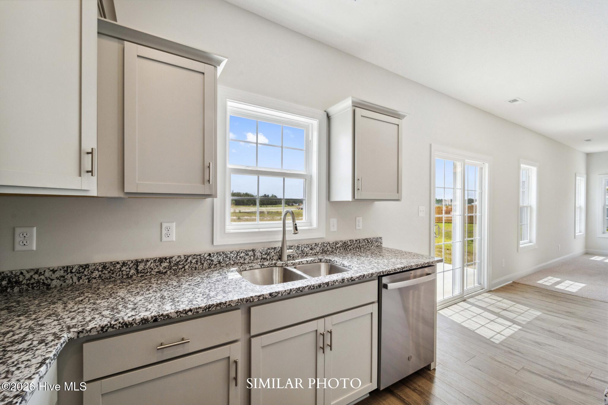 117 Twisted Vine Boulevard Property Photo 16