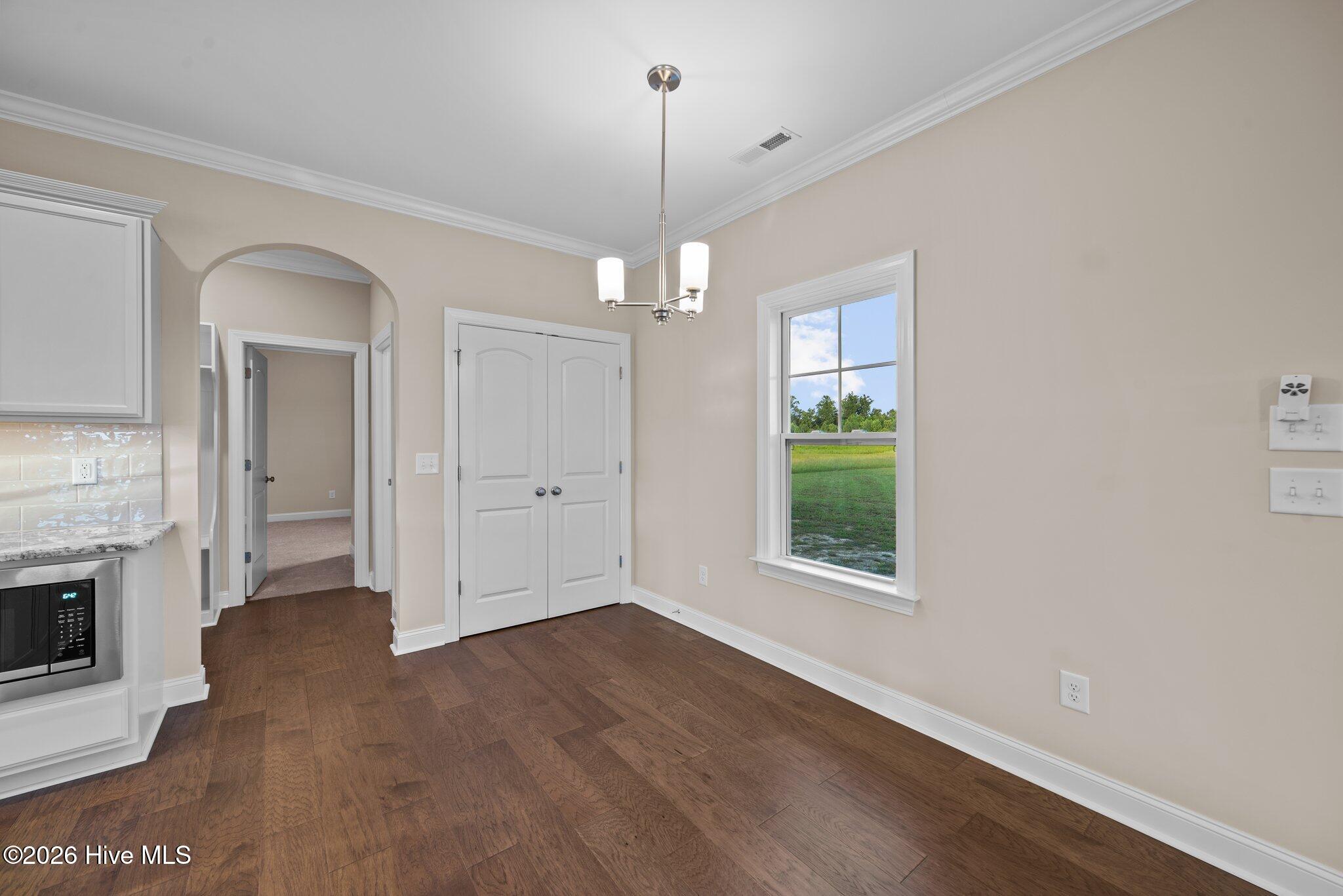 1109 Steele Drive Property Photo 14