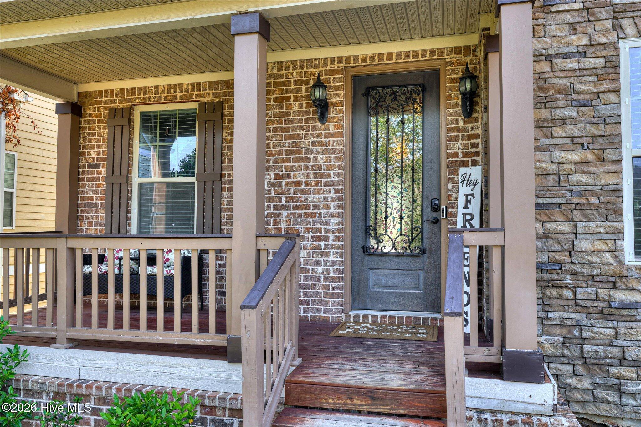 416 Arden Way Property Photo 5