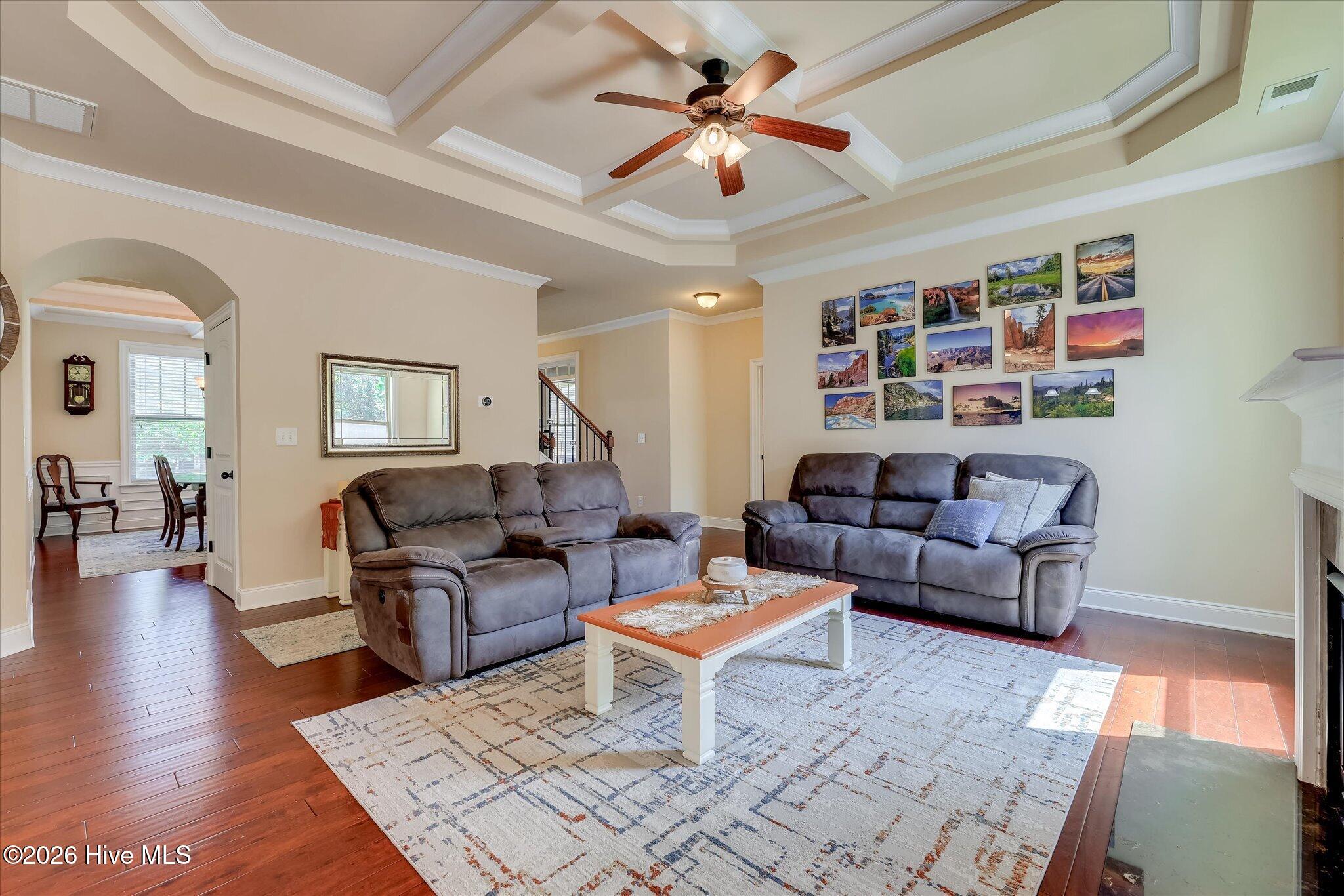 416 Arden Way Property Photo 11