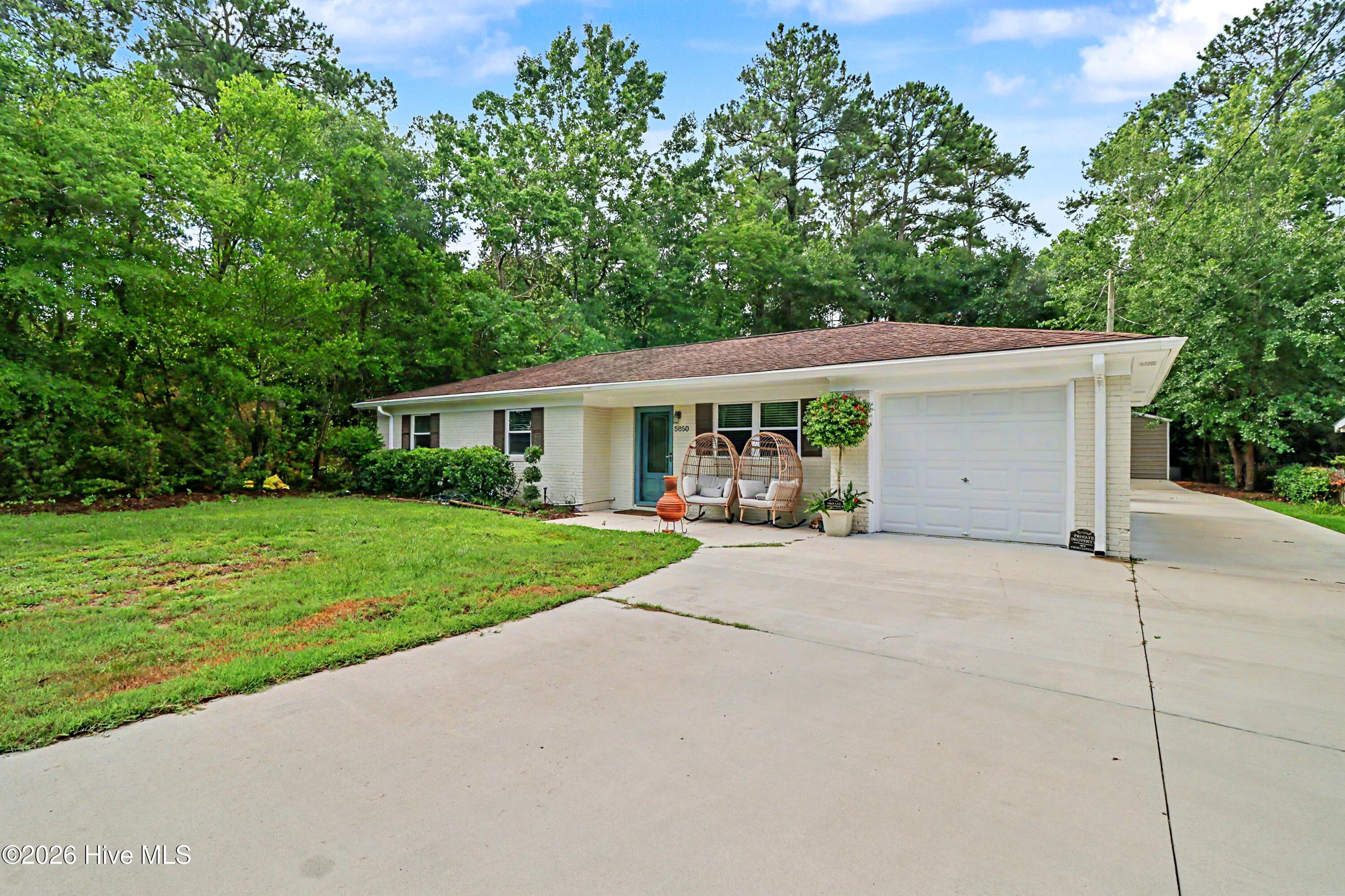 5850 Michelle Drive Property Photo 6