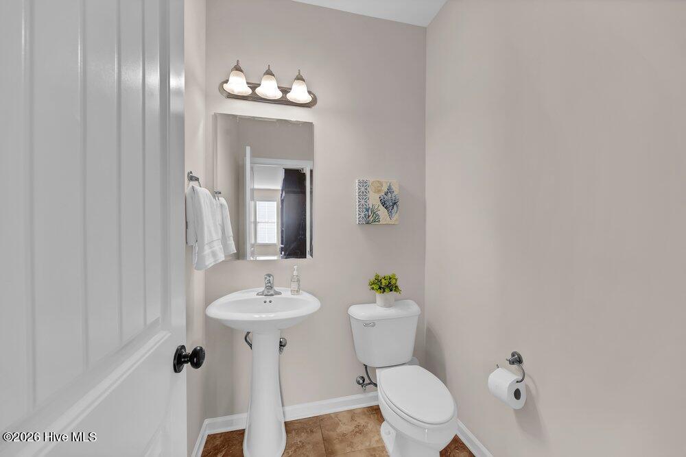 7728 Champlain Drive Property Photo 11