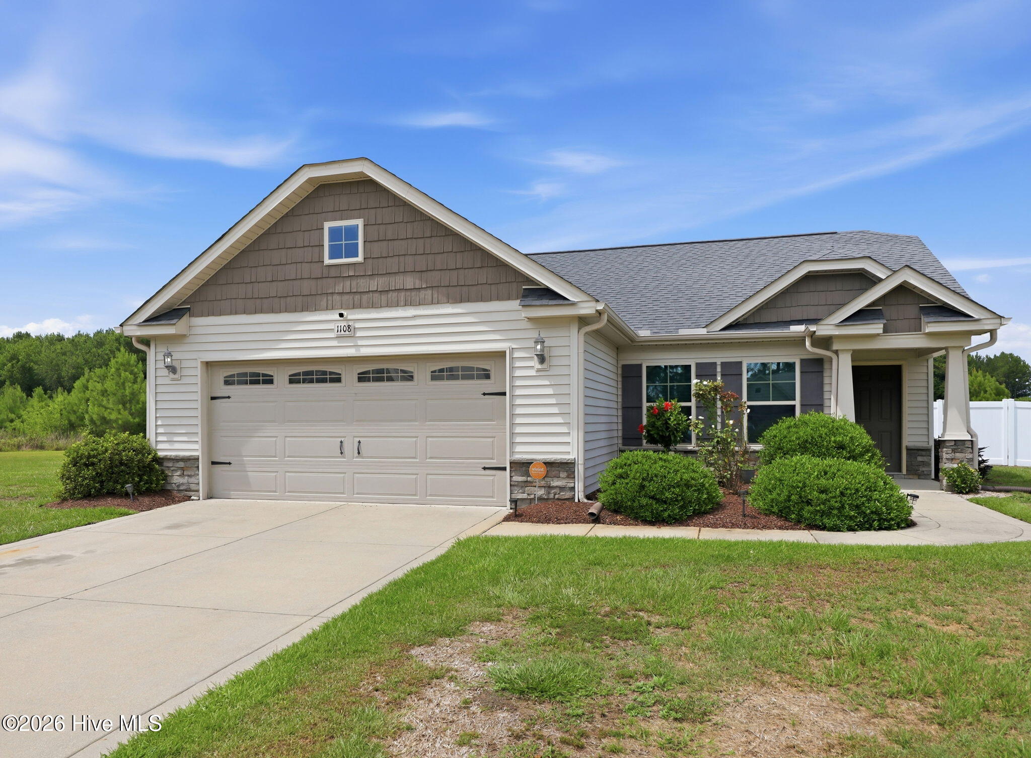 1108 Ellery Drive Property Photo 4