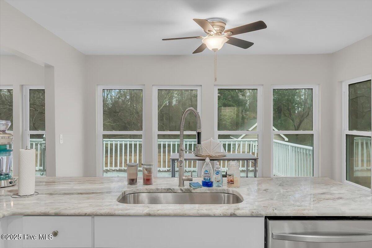 300 Fox Ridge Road Property Photo 23