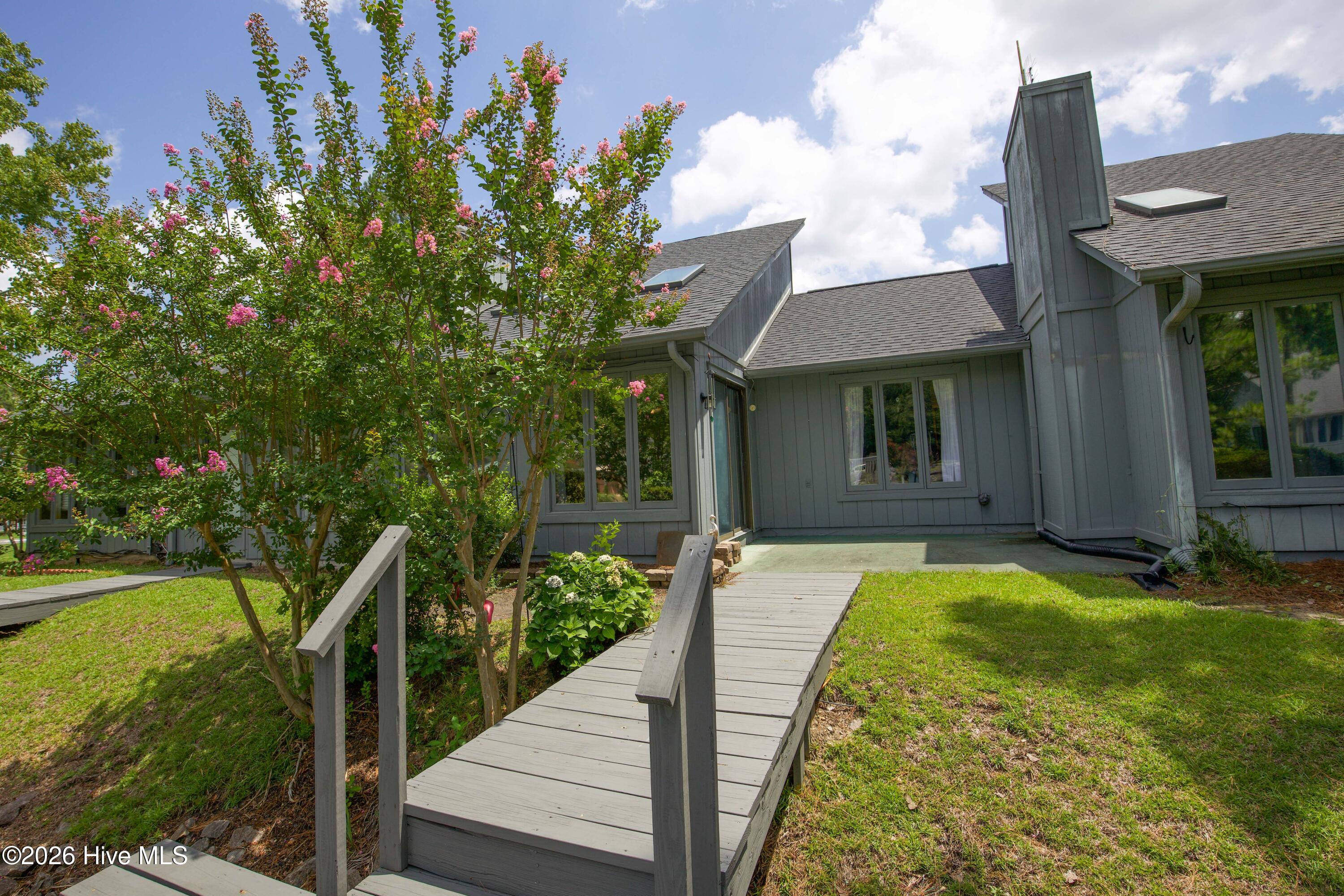 179 Cranes Cove Property Photo 1