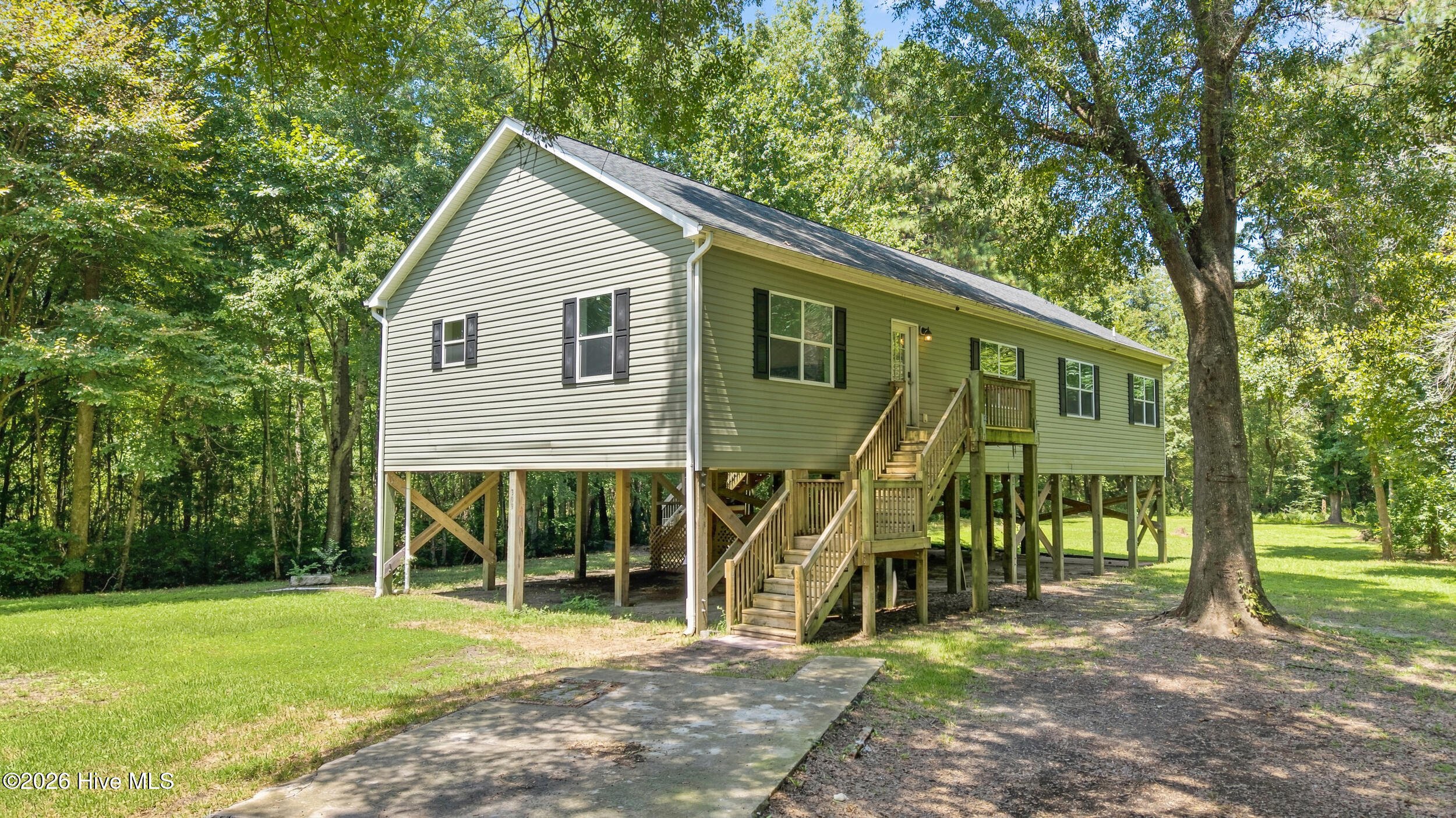 309 Burgaw Creek Loop Road Property Photo 1