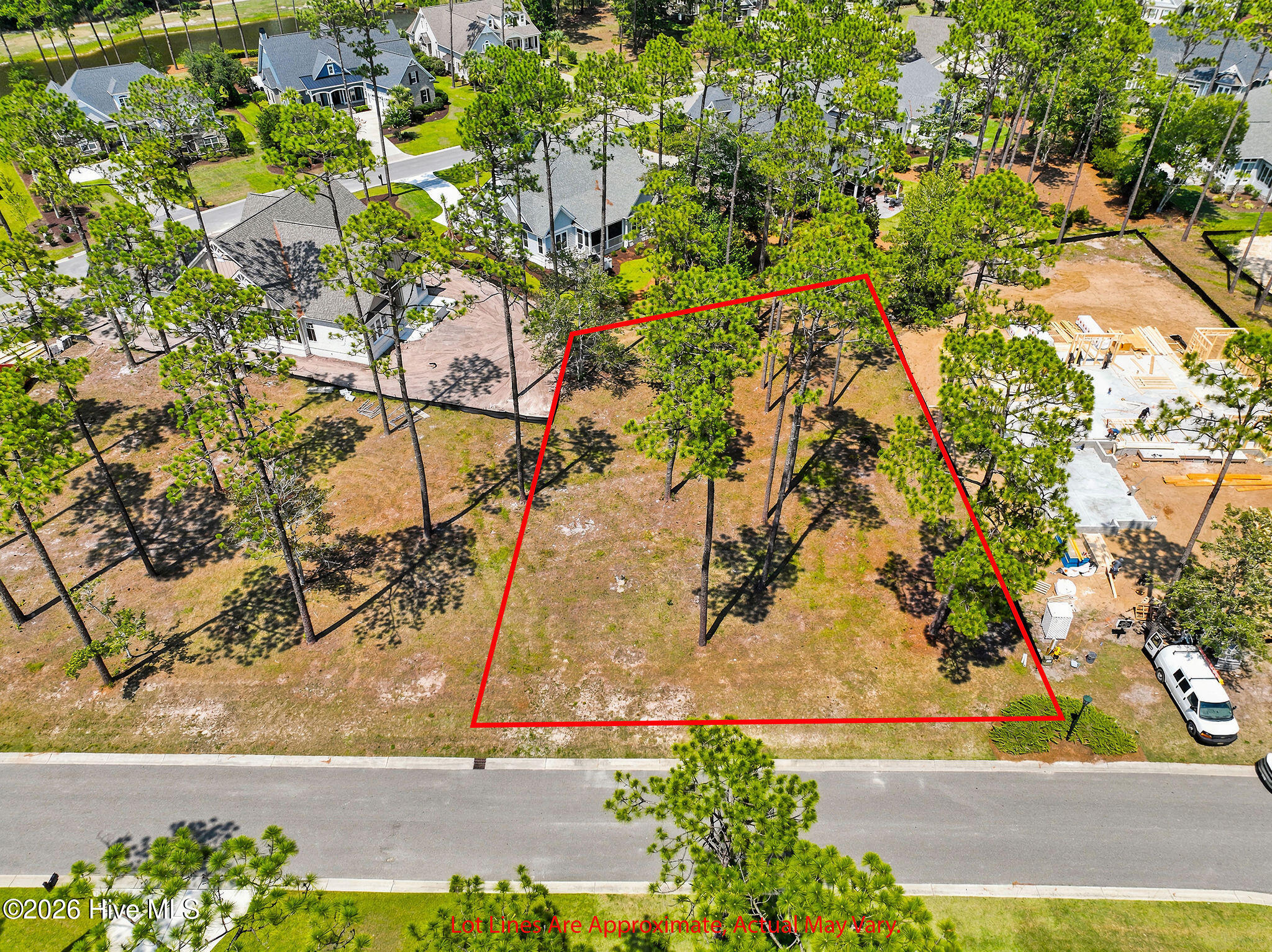 562 63 Barrington Place Sw Property Photo 2