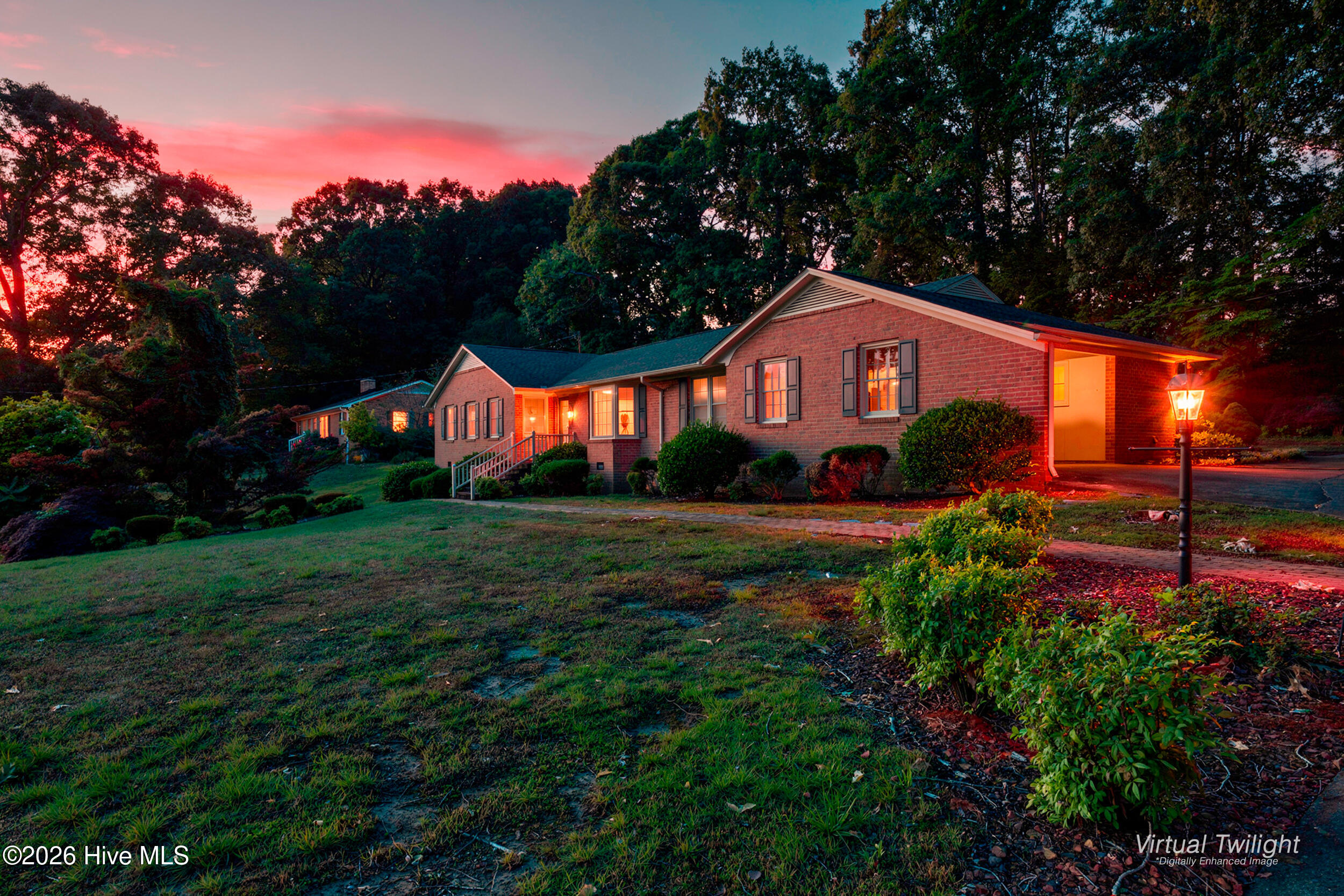 806 Cliftwood Drive