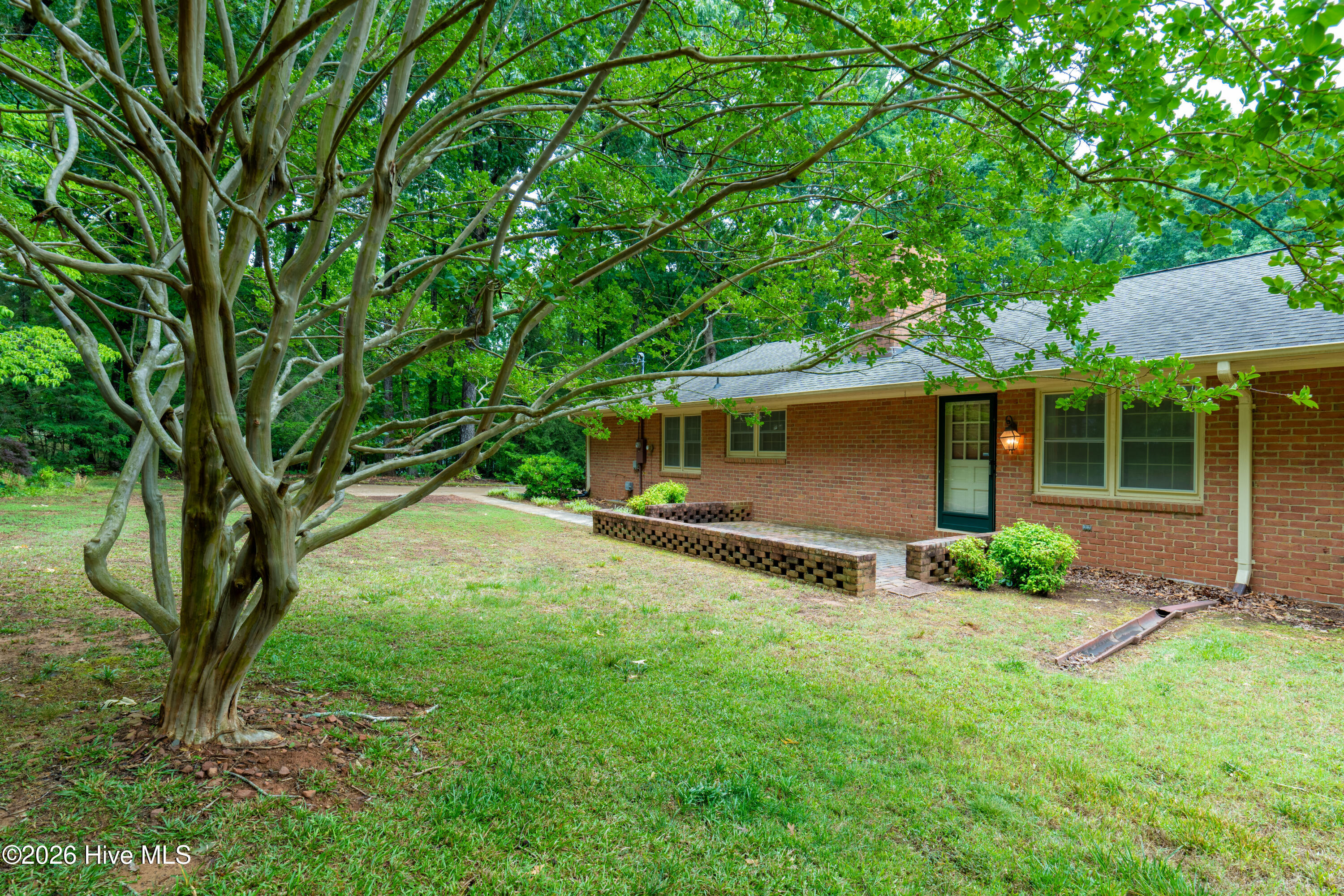 806 Cliftwood Drive Property Photo 33