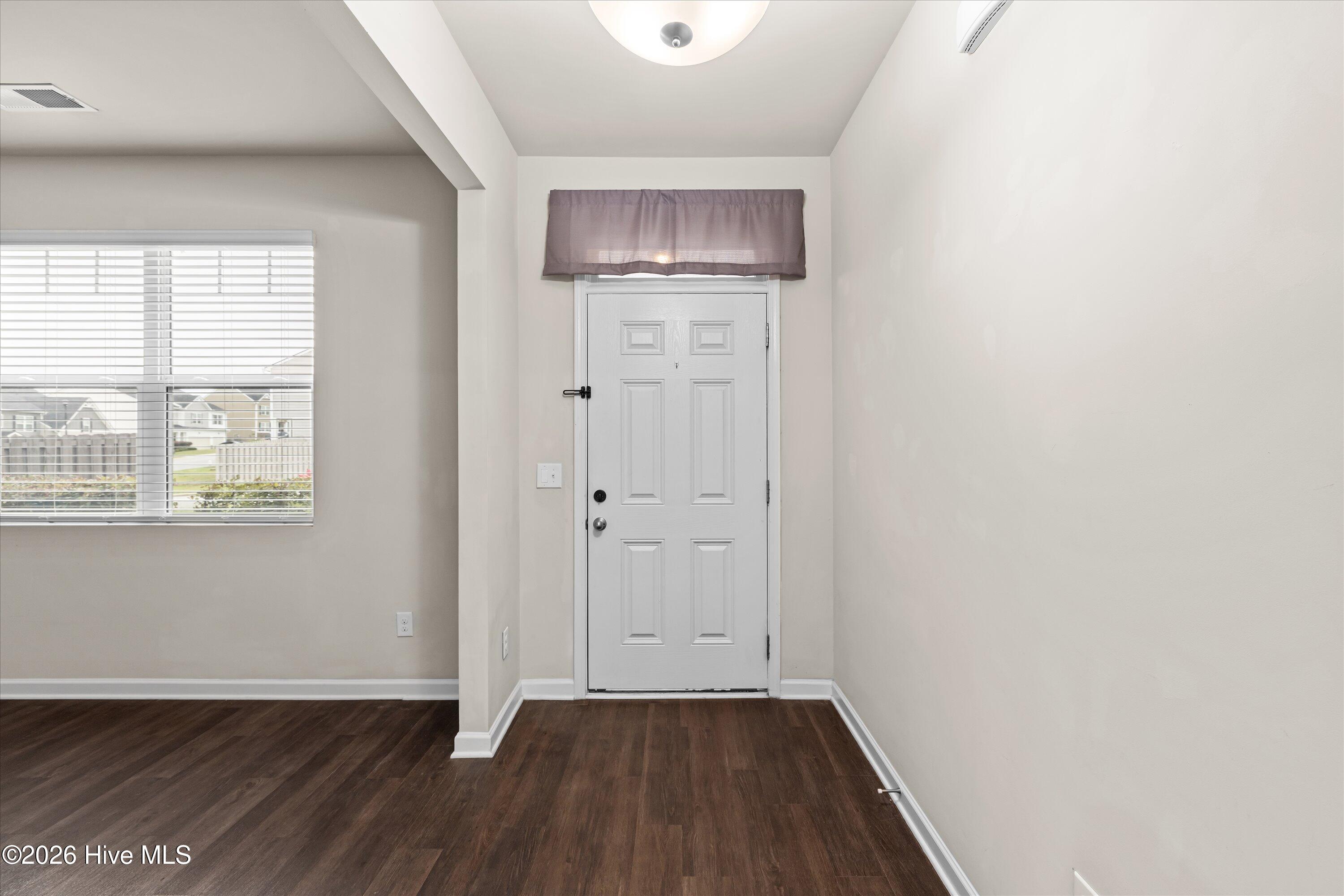 4038 Abbey Road Property Photo 6