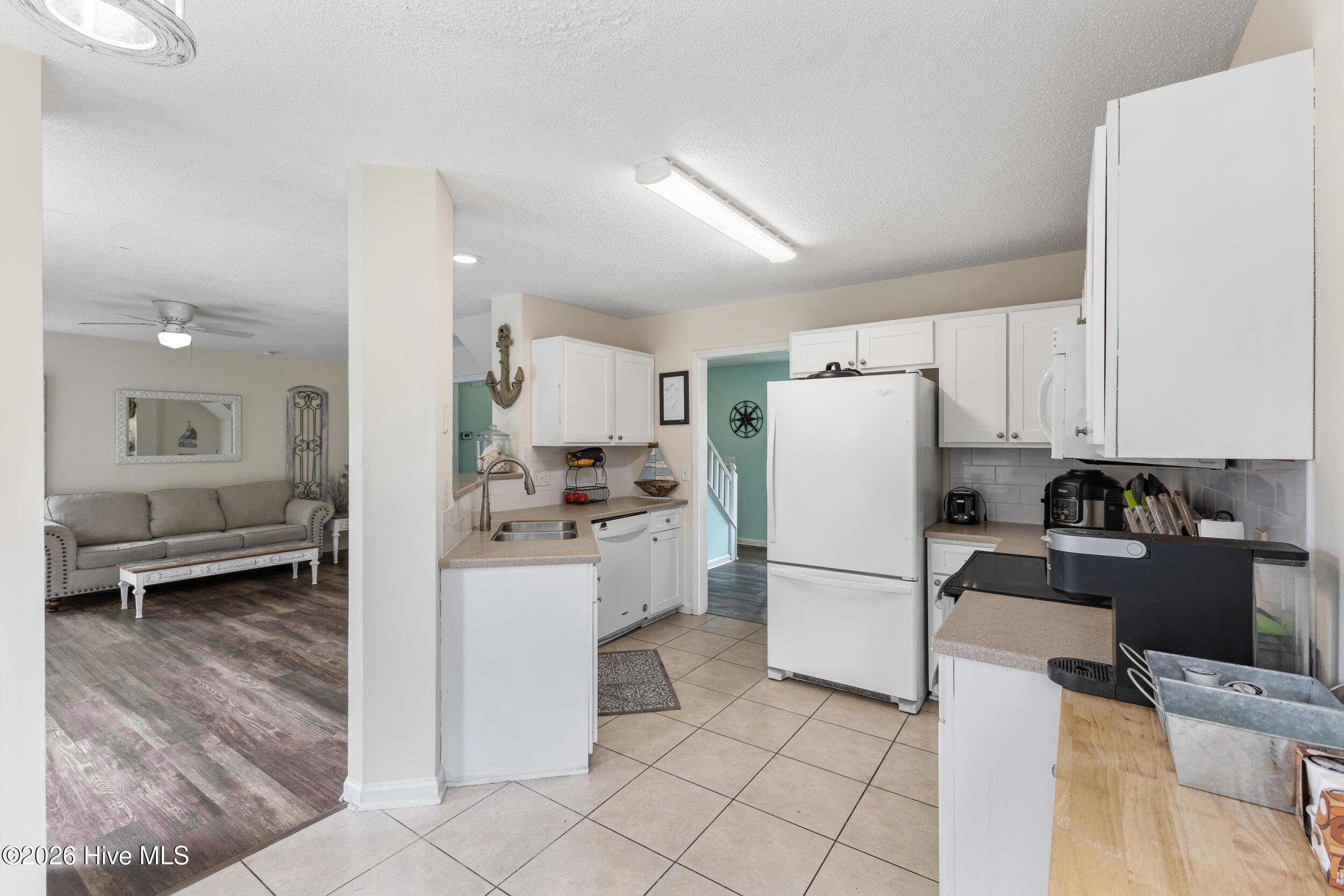 687 Windsor Drive Se Property Photo 9