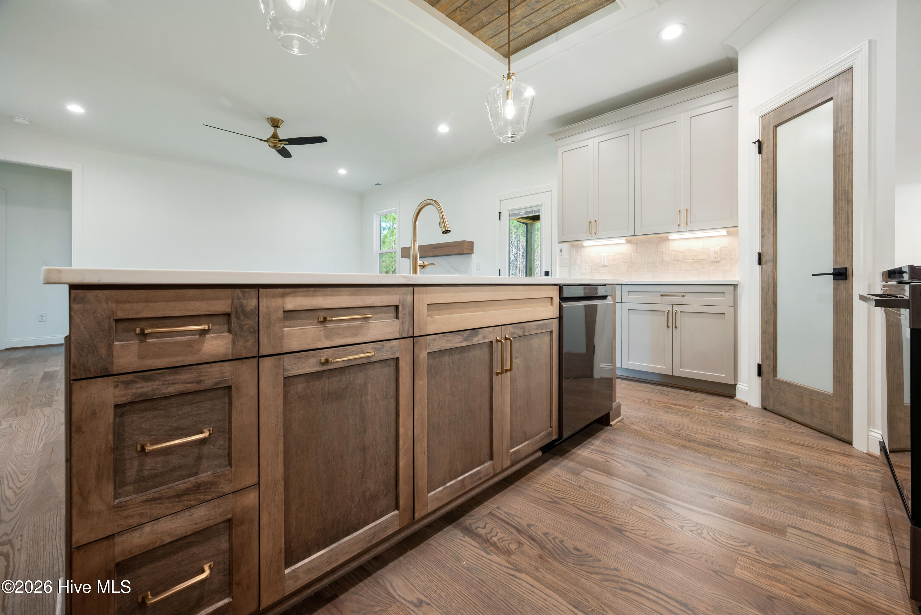 8625 Savage Road Property Photo 16