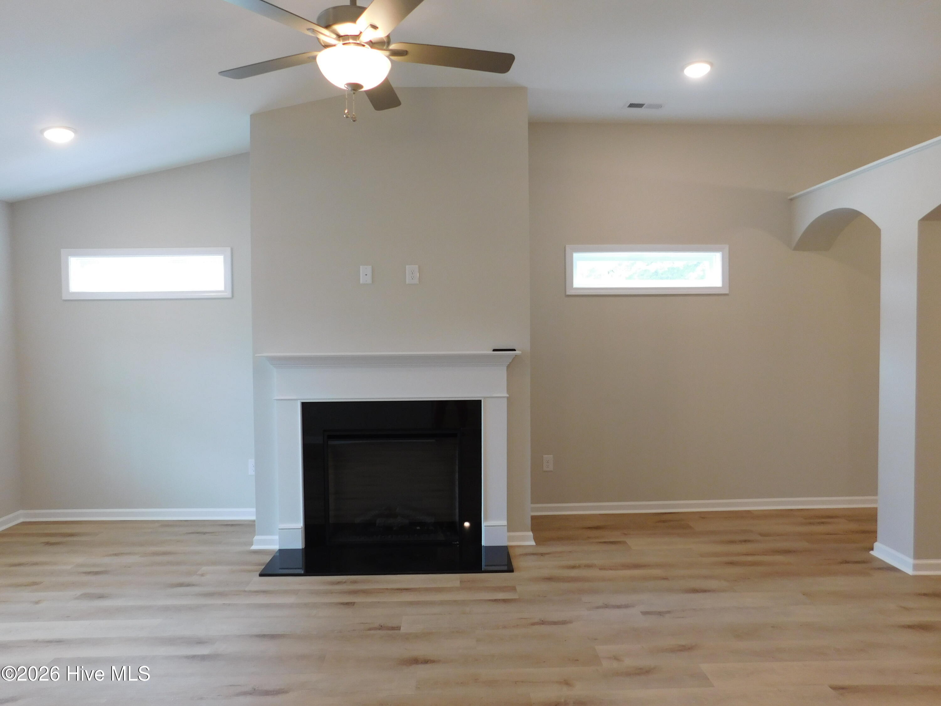710 N B Street Property Photo 7