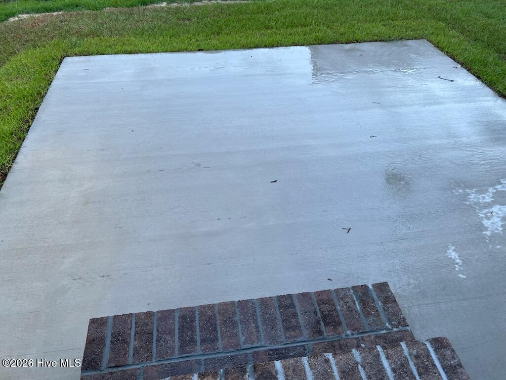 710 N B Street Property Photo 35