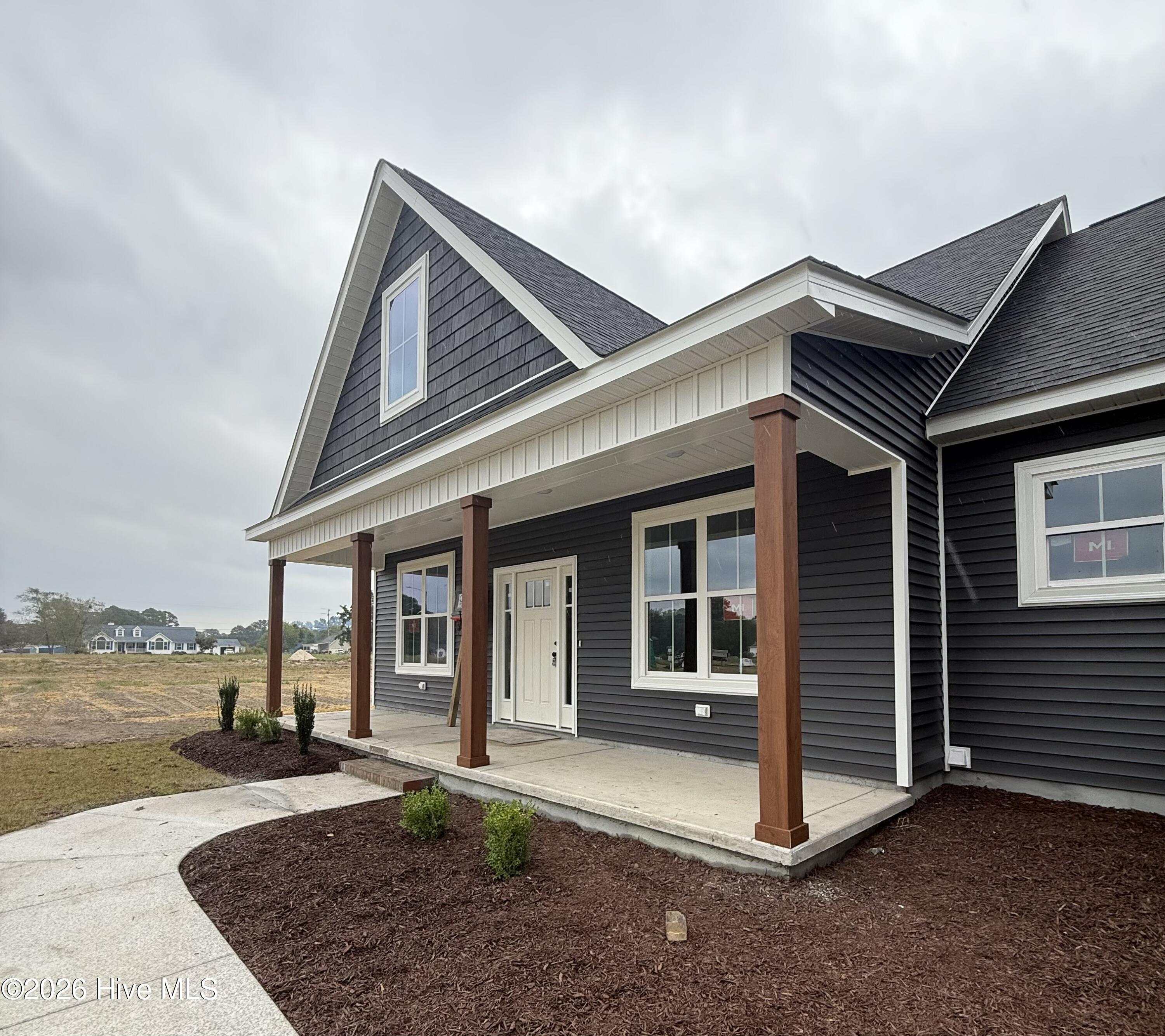 831 Cleo Road