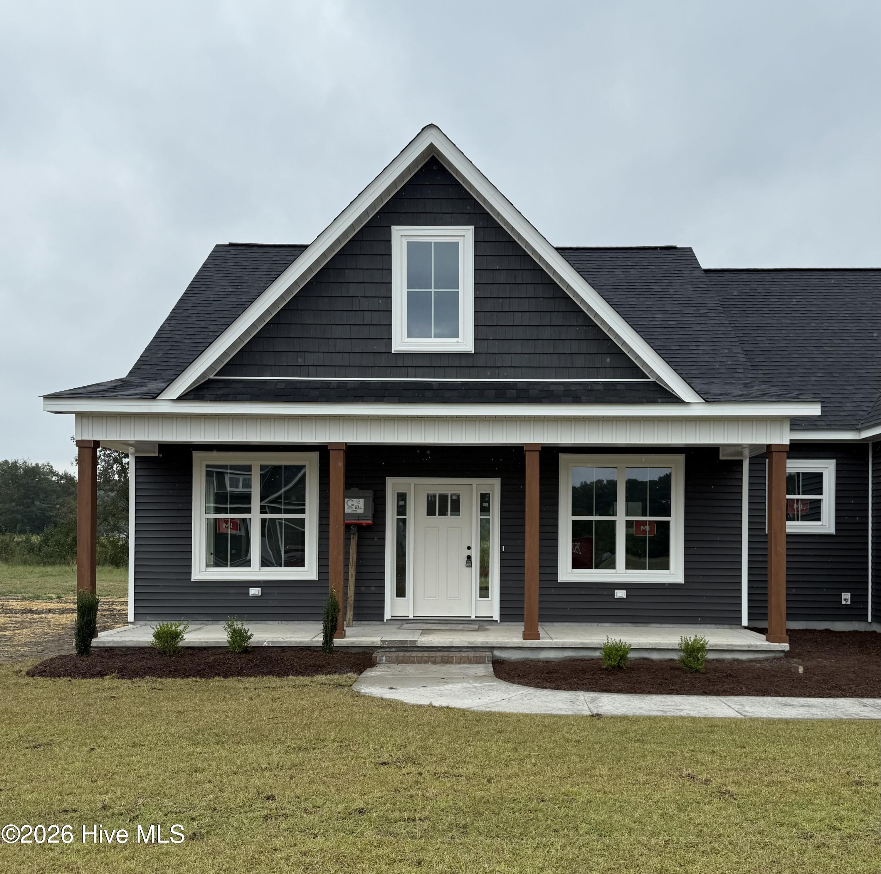 831 Cleo Road Property Photo 4