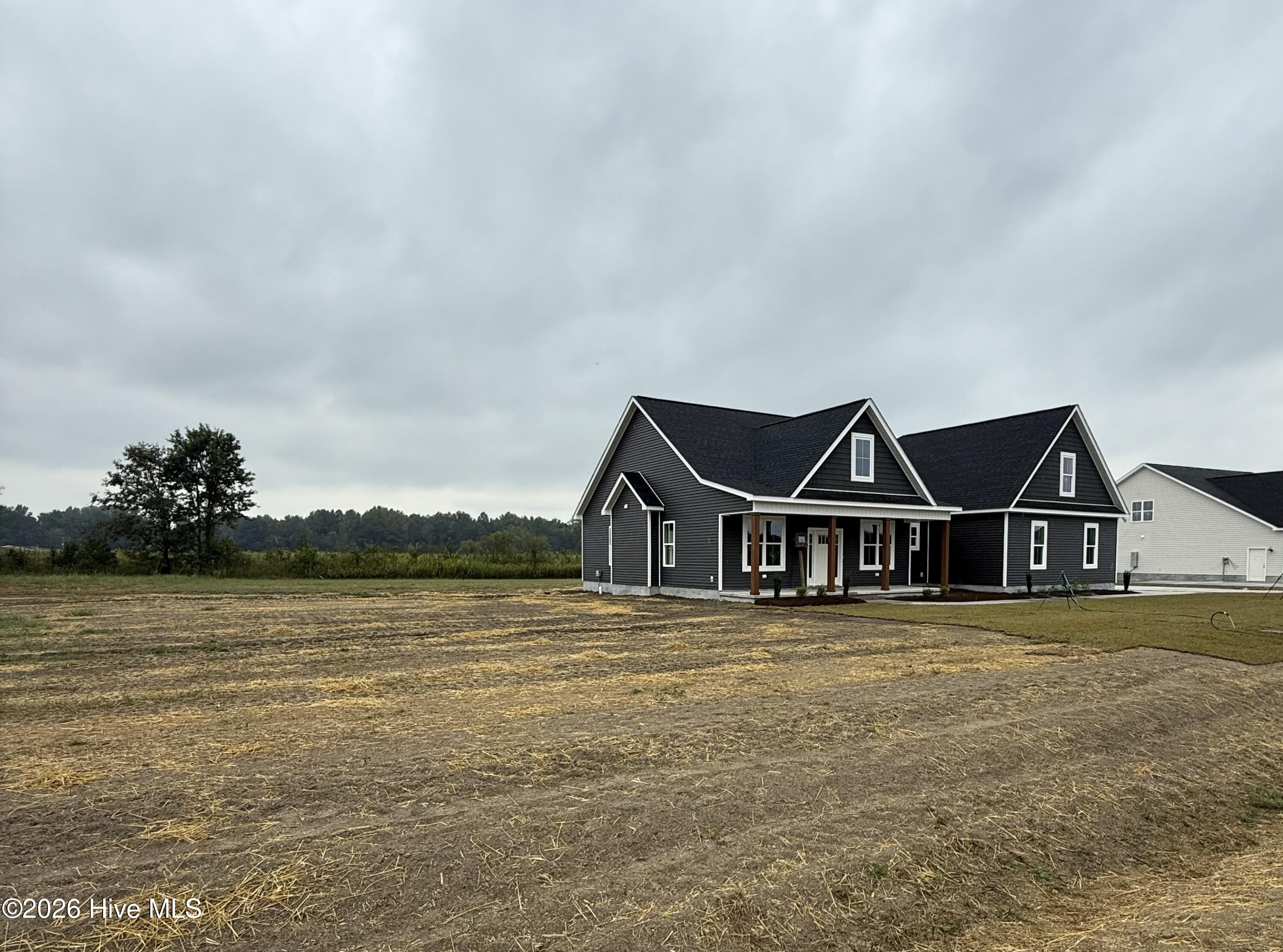 831 Cleo Road Property Photo 6
