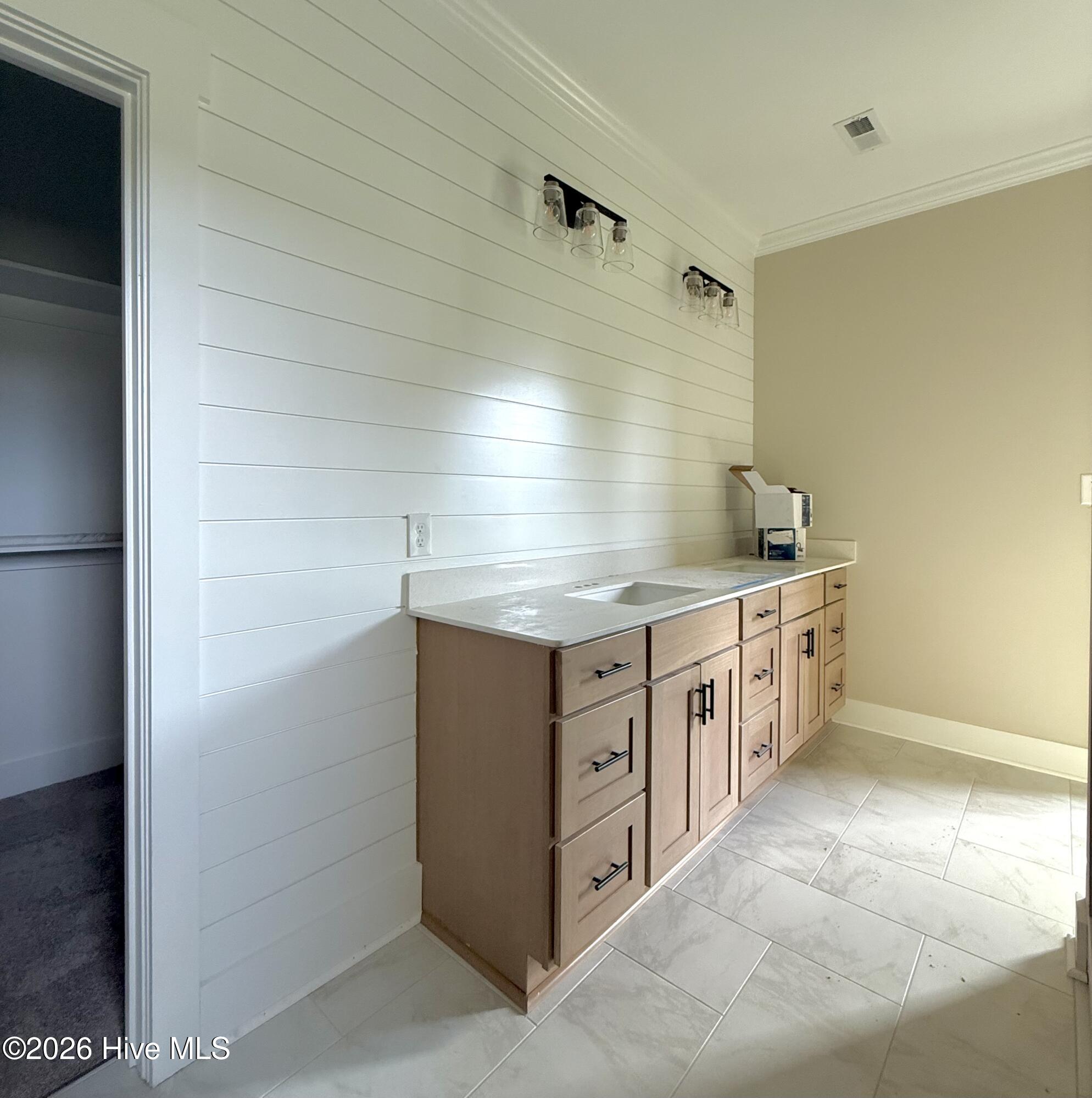 831 Cleo Road Property Photo 12