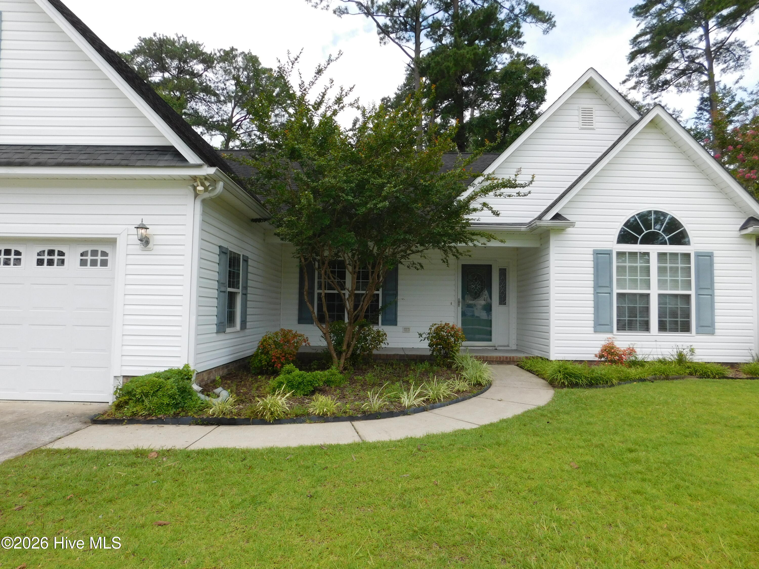 408 Sweet Gum Way Property Photo 2