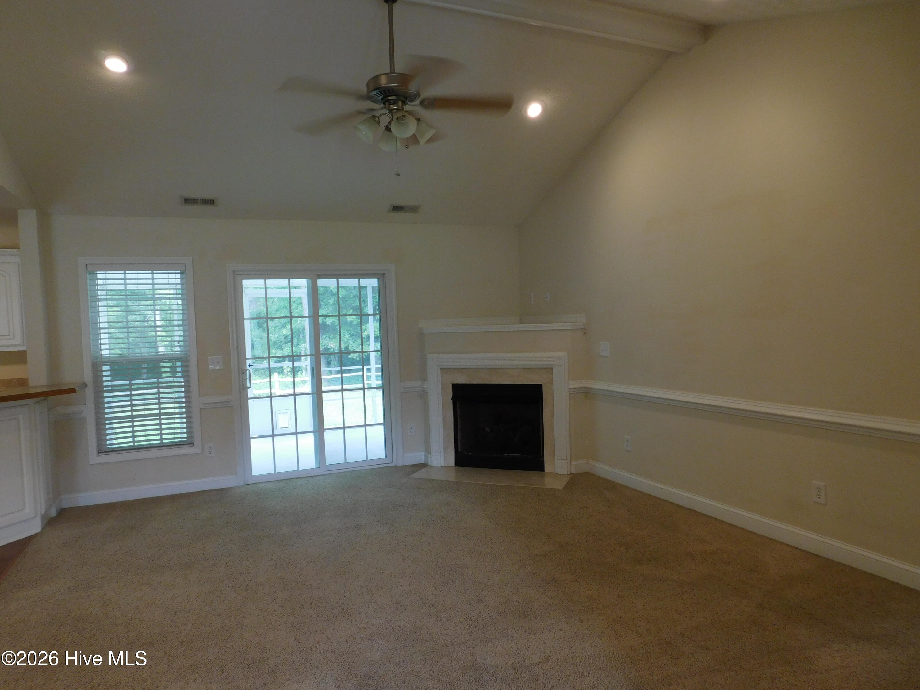 408 Sweet Gum Way Property Photo 4