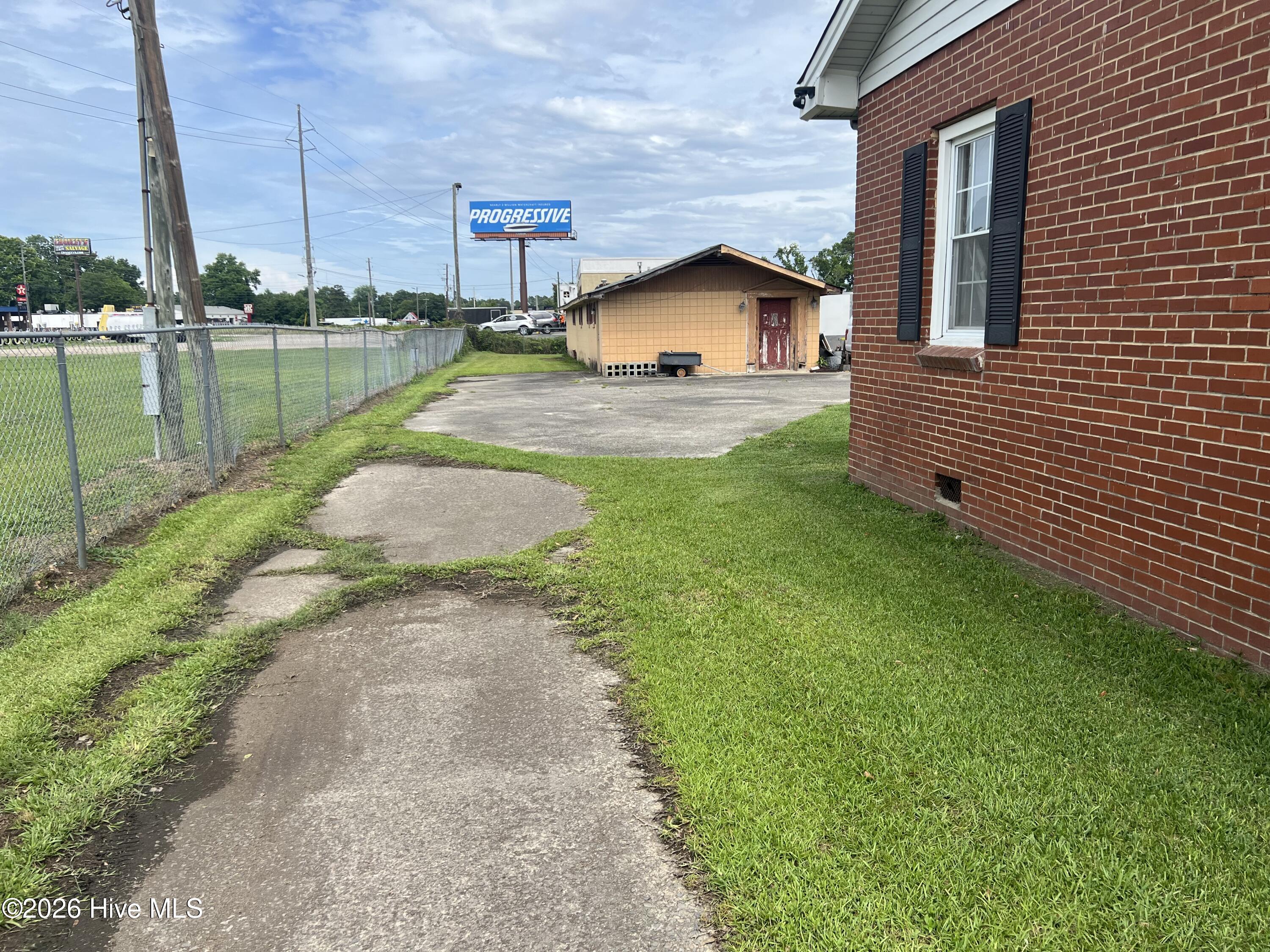 1806 Wilkinson Circle Property Photo 21