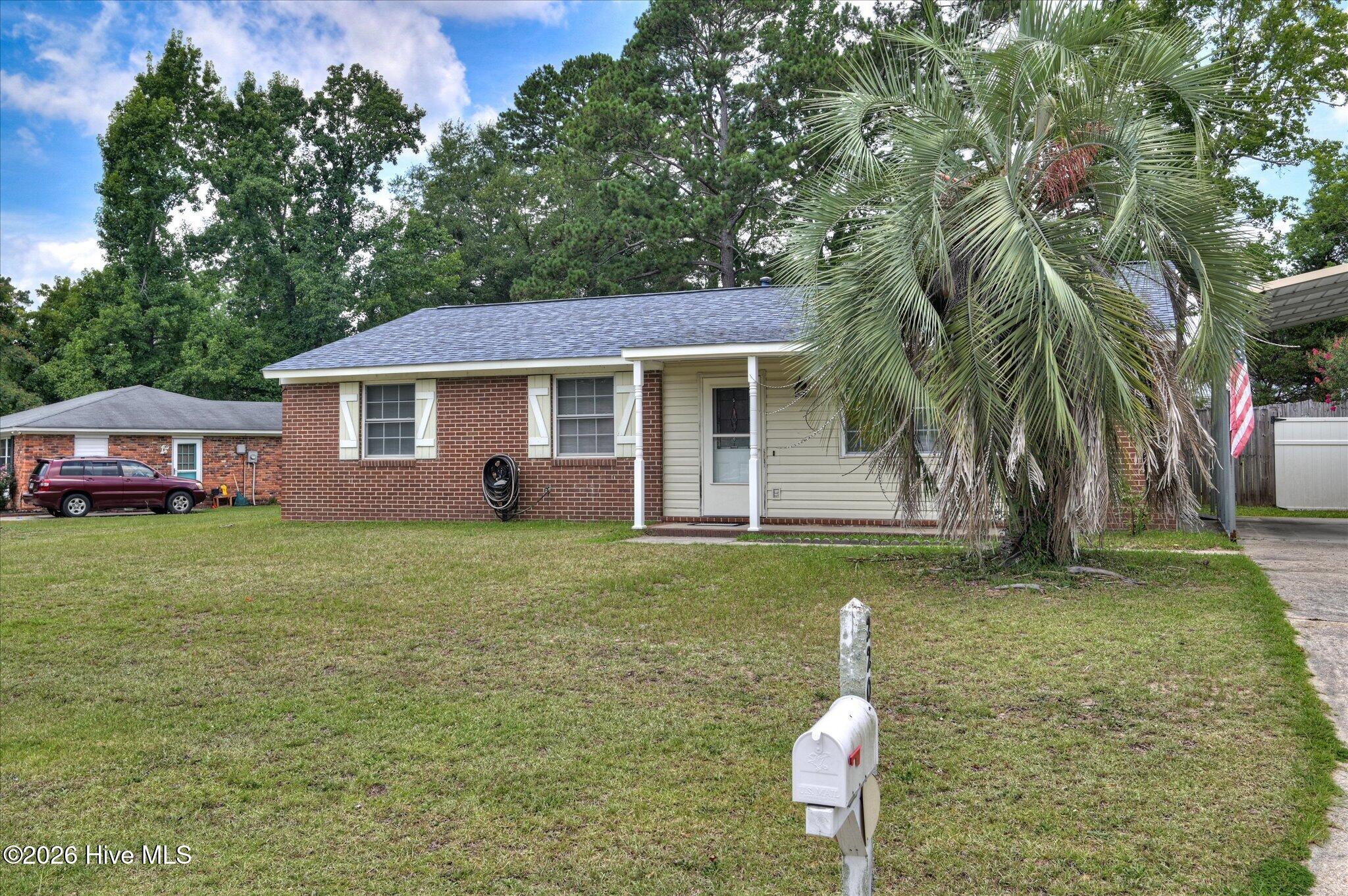 2205 Baxter Court Property Photo 3