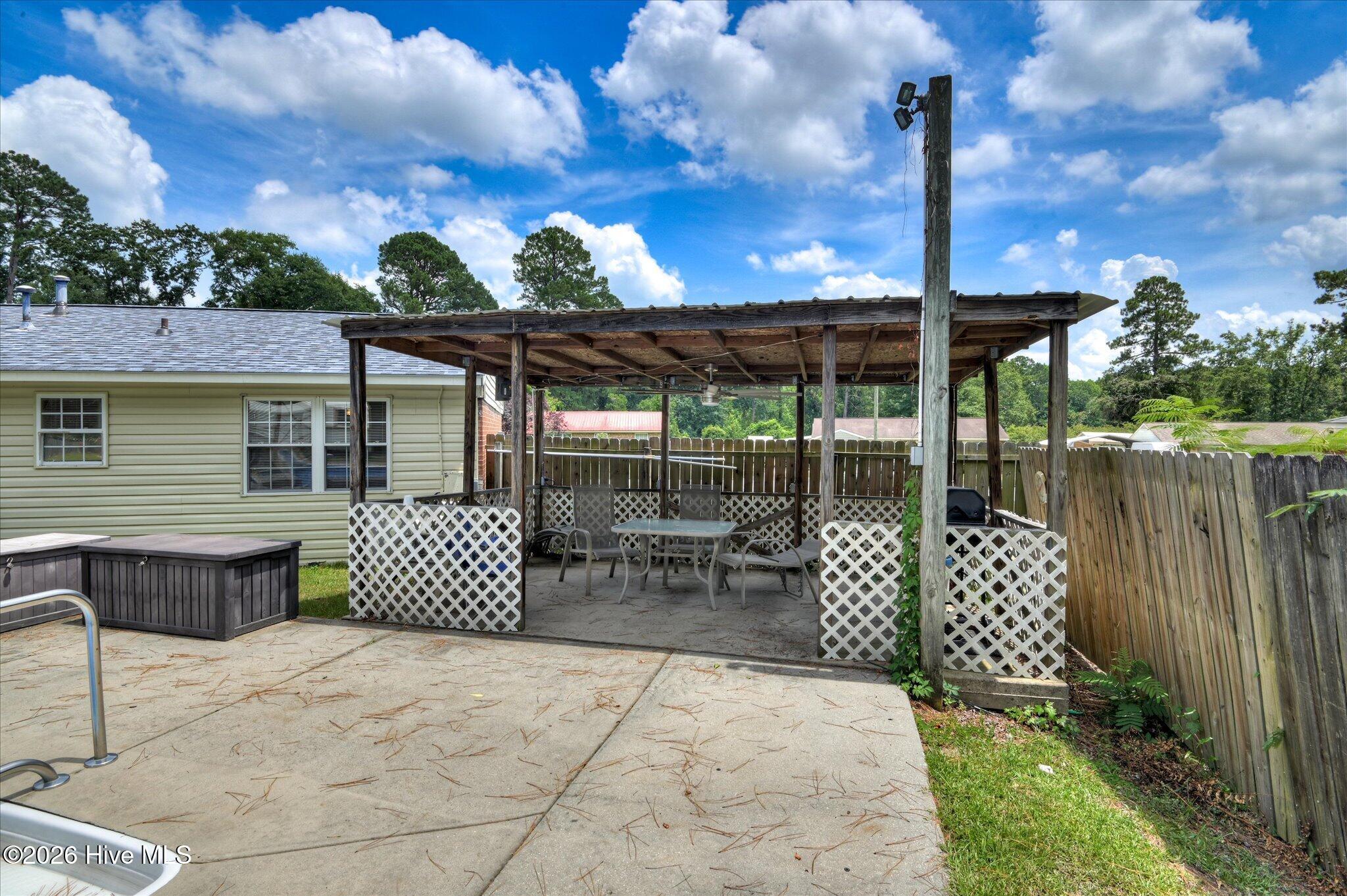 2205 Baxter Court Property Photo 33