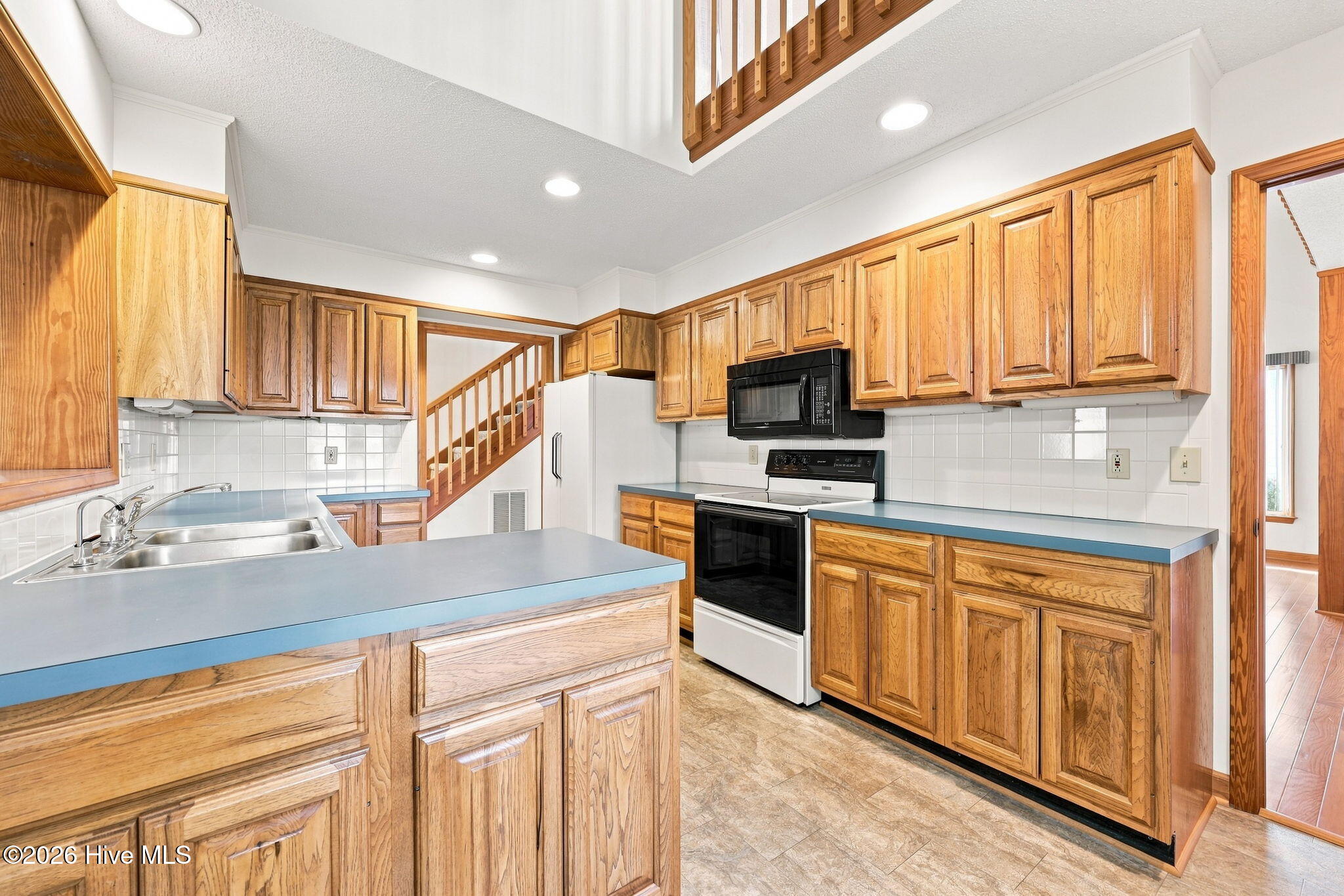 463 E Water Street Property Photo 30