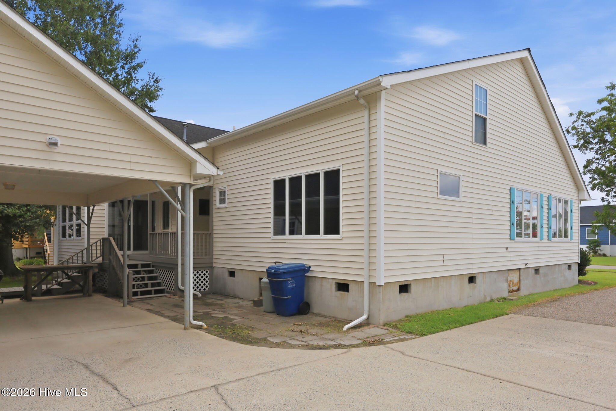 463 E Water Street Property Photo 58