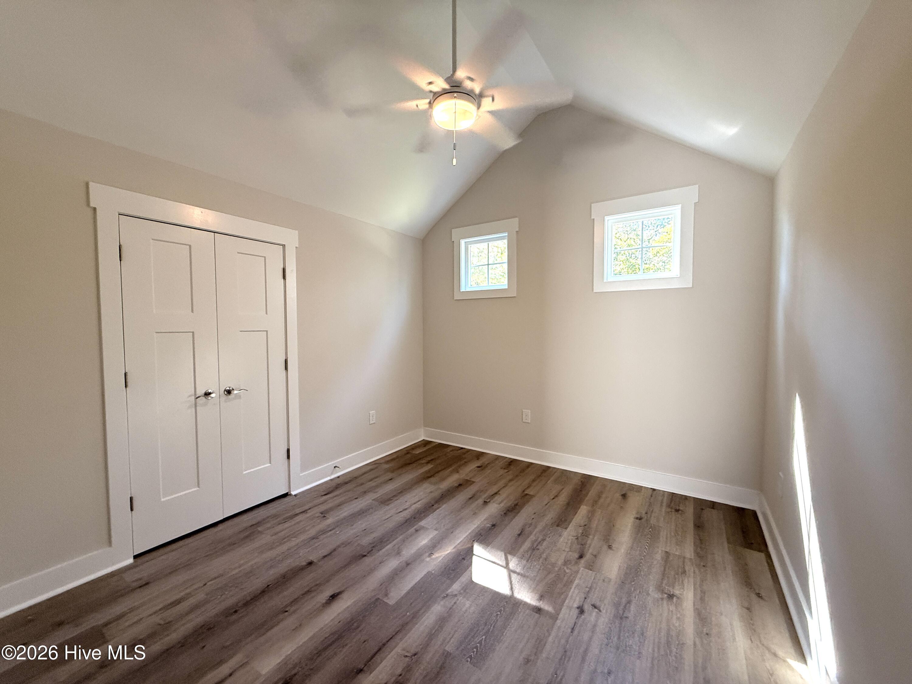 1001 Holly Road Property Photo 22