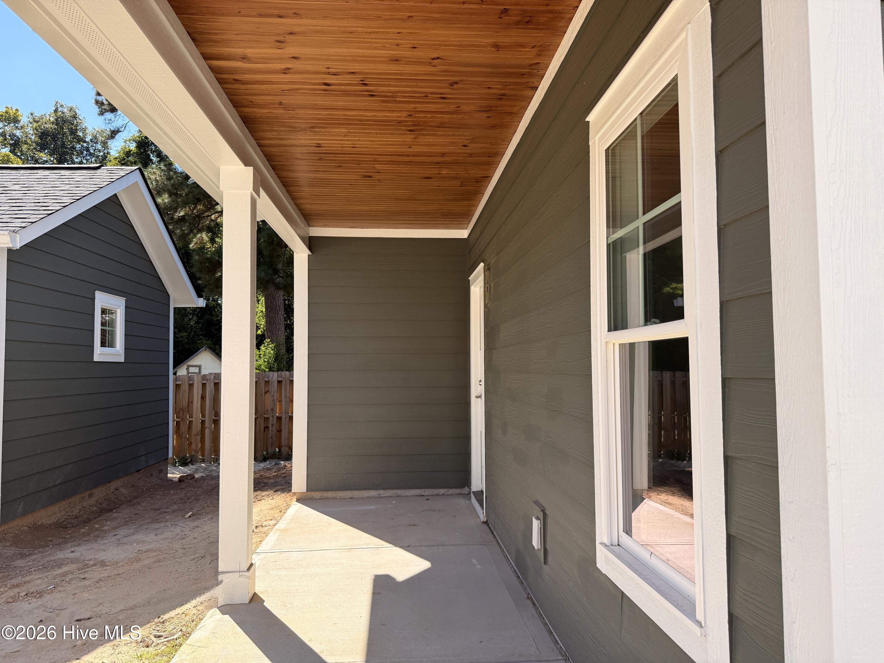 1001 Holly Road Property Photo 25